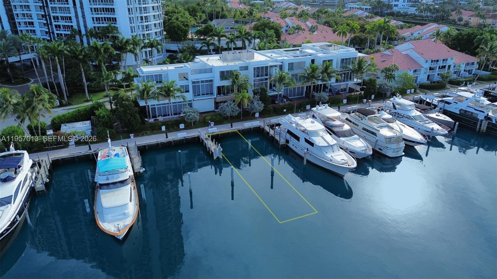 Photo of 3750 Yacht Club Dr  (3750), Aventura, Florida, 33180 - 
