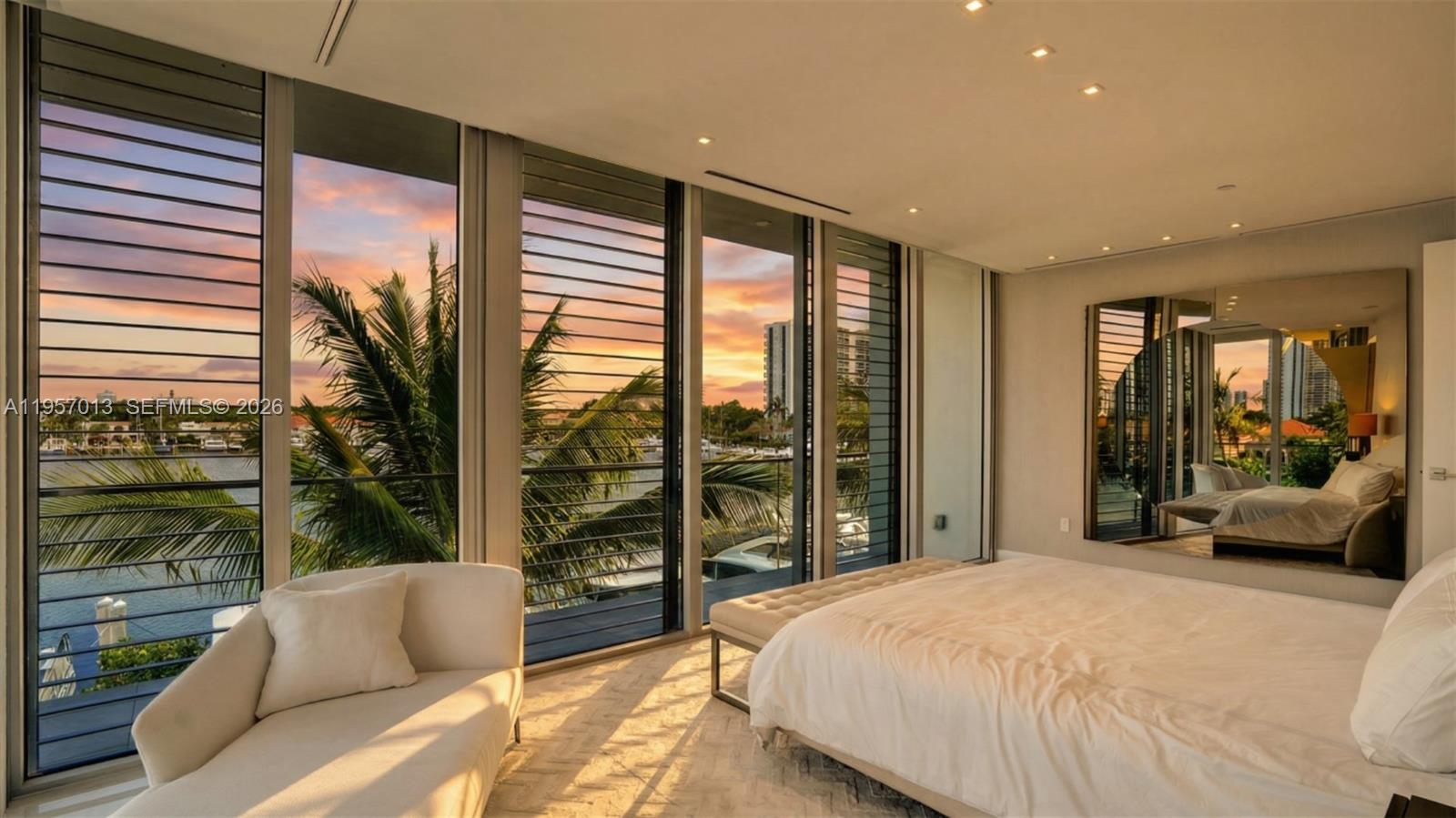 Photo of 3750 Yacht Club Dr  (3750), Aventura, Florida, 33180 - 