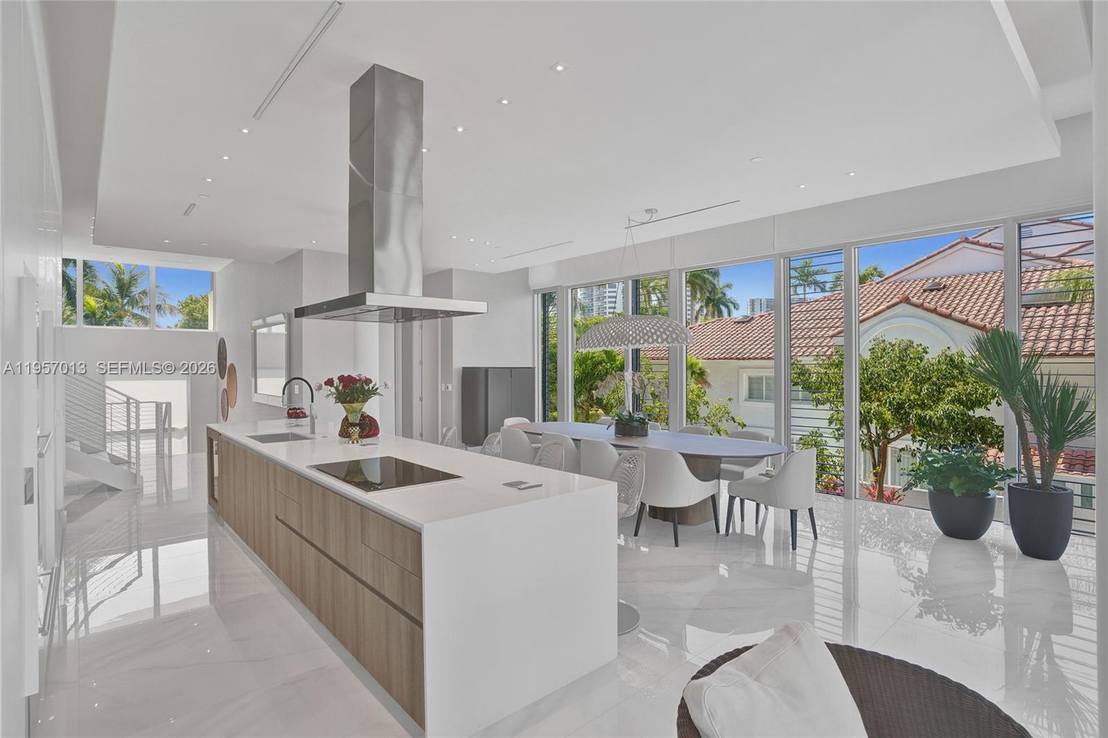 Photo of 3750 Yacht Club Dr  (3750), Aventura, Florida, 33180 - 