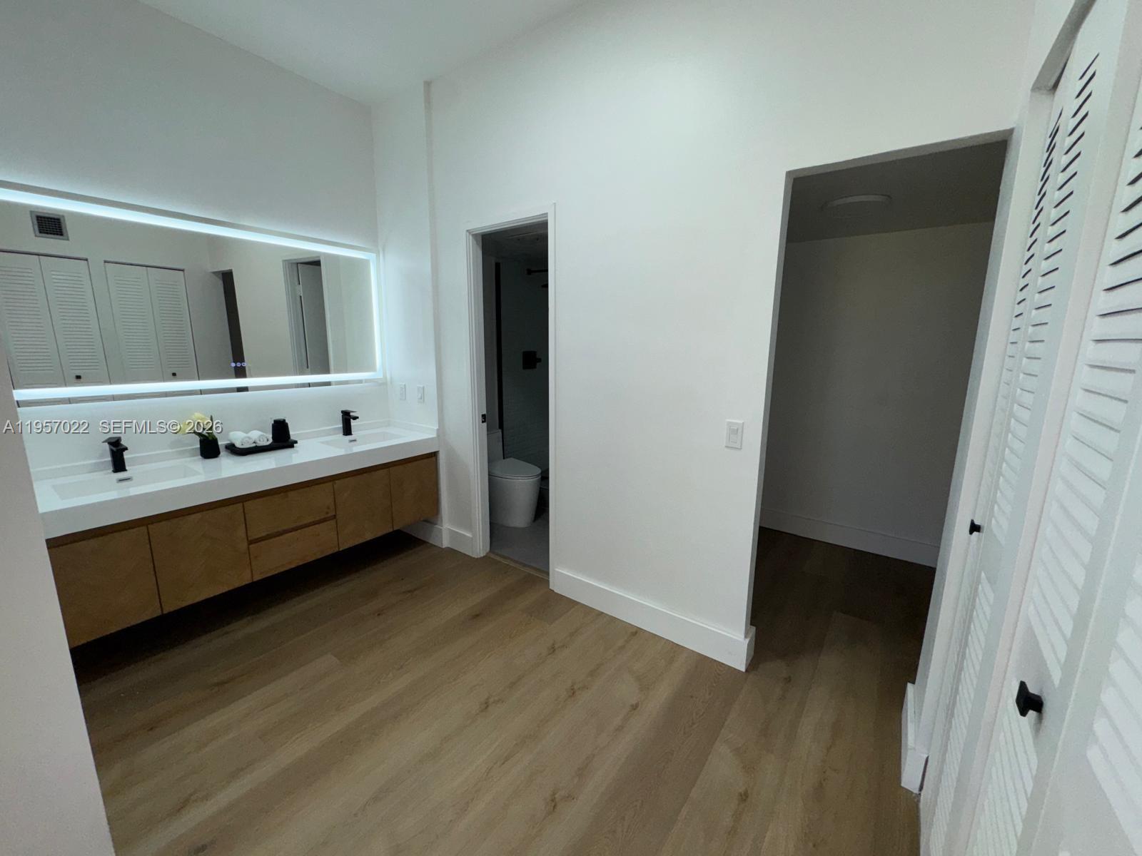 Photo of 3731 Country Club Dr  #126, Aventura, Florida, 33180 - 