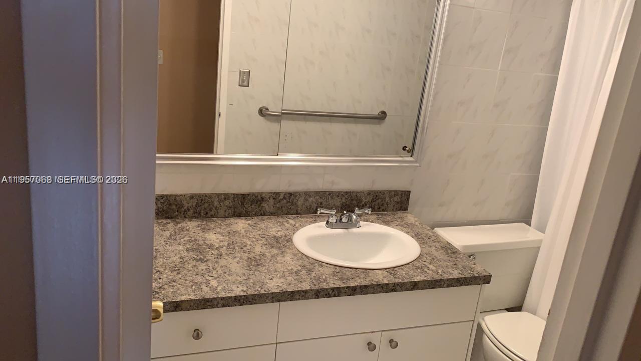 Photo of 3180 Ocean Dr #318 (318), Hallandale Beach, Florida, 33009 -