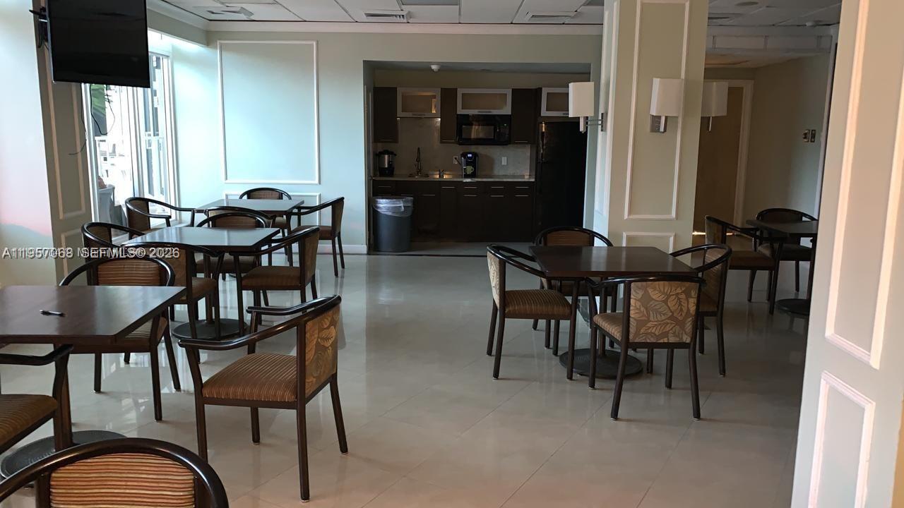 Photo of 3180 Ocean Dr #318 (318), Hallandale Beach, Florida, 33009 -