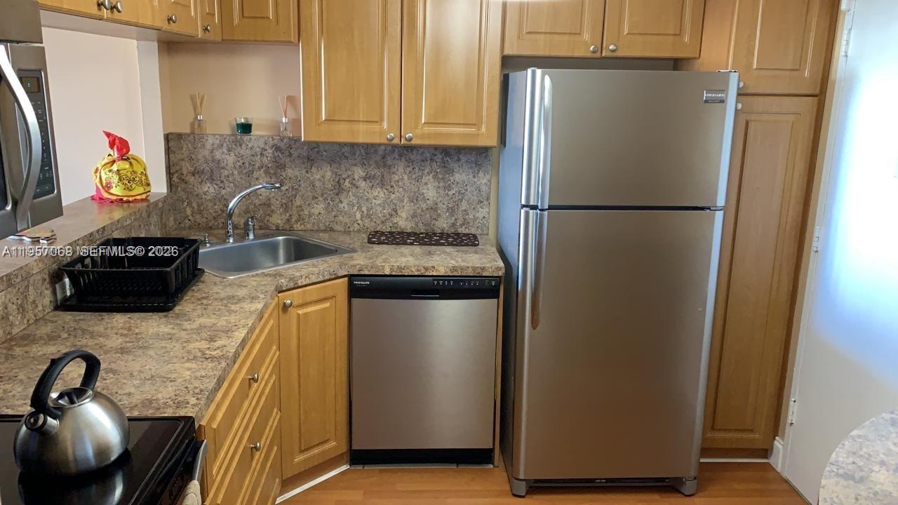 Photo of 3180 Ocean Dr #318 (318), Hallandale Beach, Florida, 33009 -