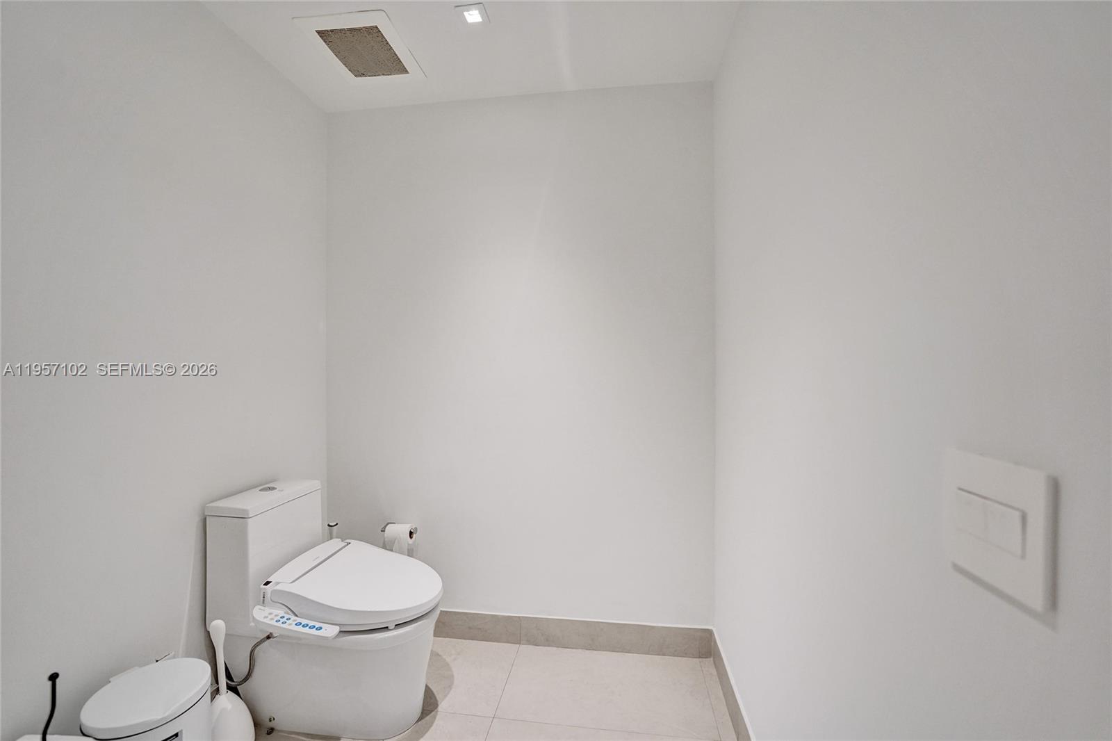 Photo of 21200 Point Place  #403, Aventura, Florida, 33180 - 