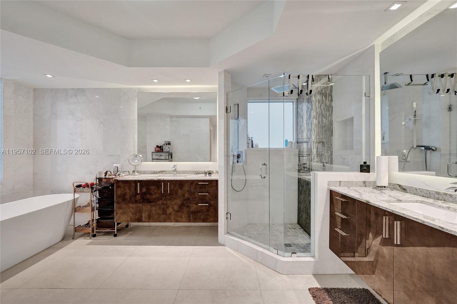 Photo of 21200 Point Place  #403, Aventura, Florida, 33180 - 