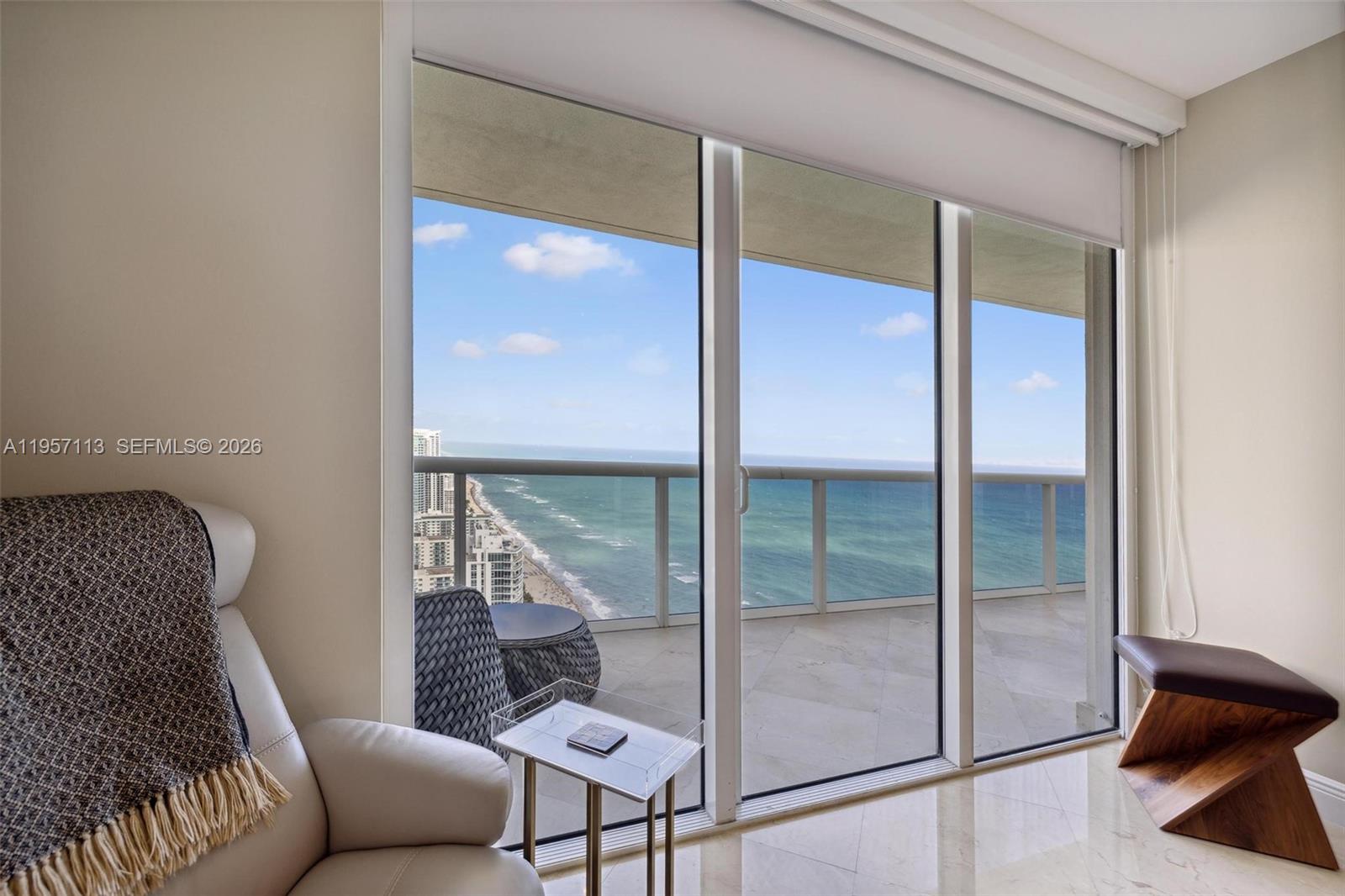4211 3 / 2 1554 sq. ft. $ 2026-02-02 0 foto
