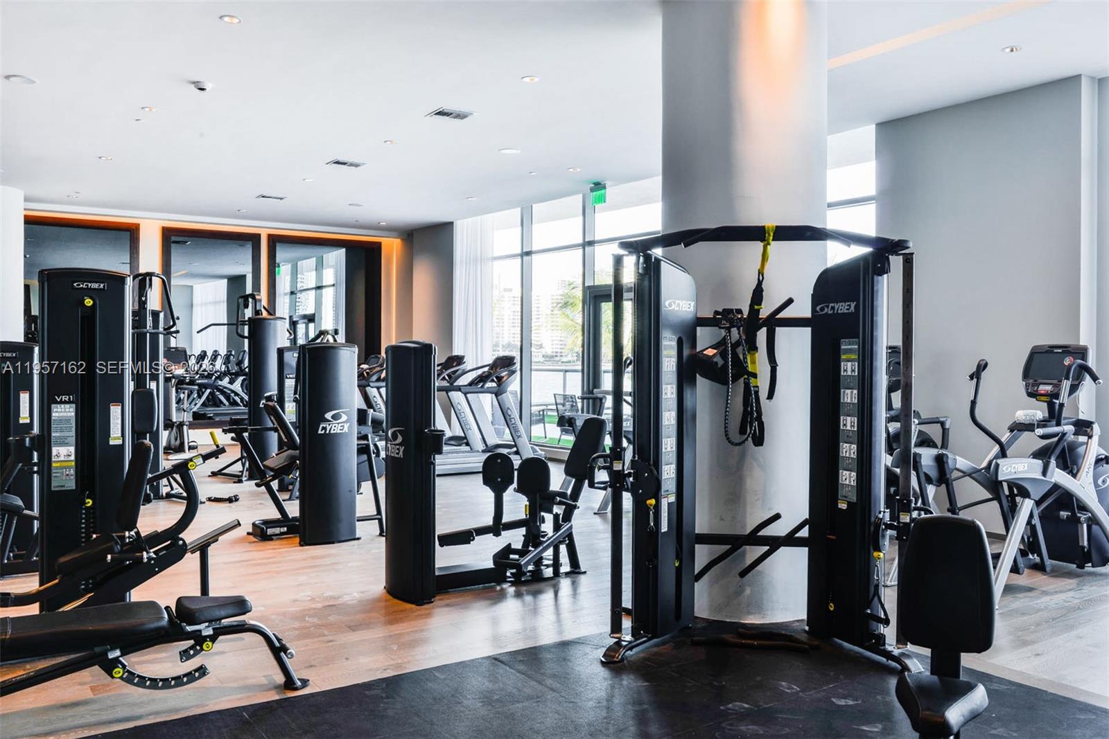 Photo of 3250 188th St  #404, Aventura, Florida, 33180 - 