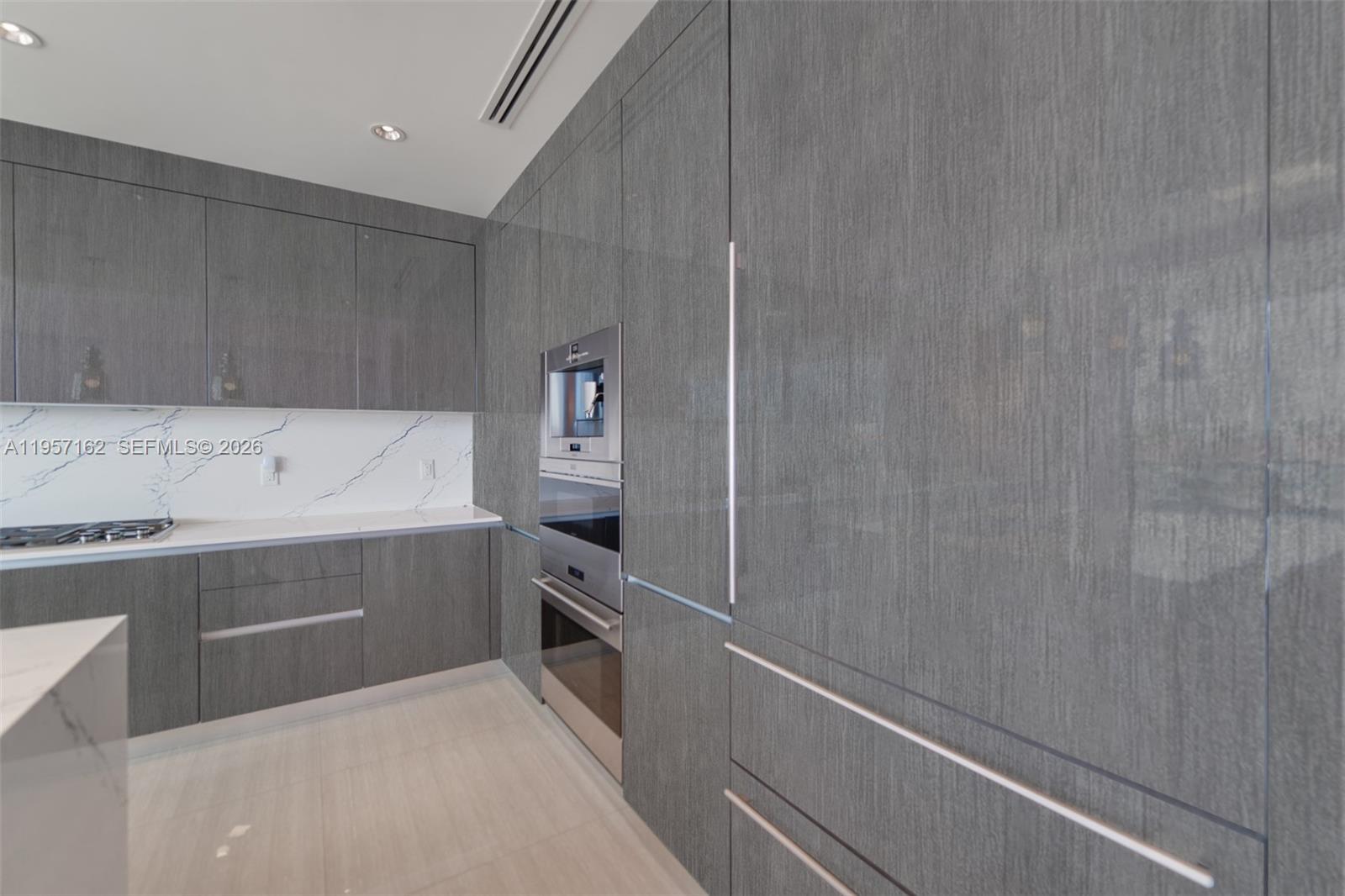 Photo of 3250 188th St  #404, Aventura, Florida, 33180 - 