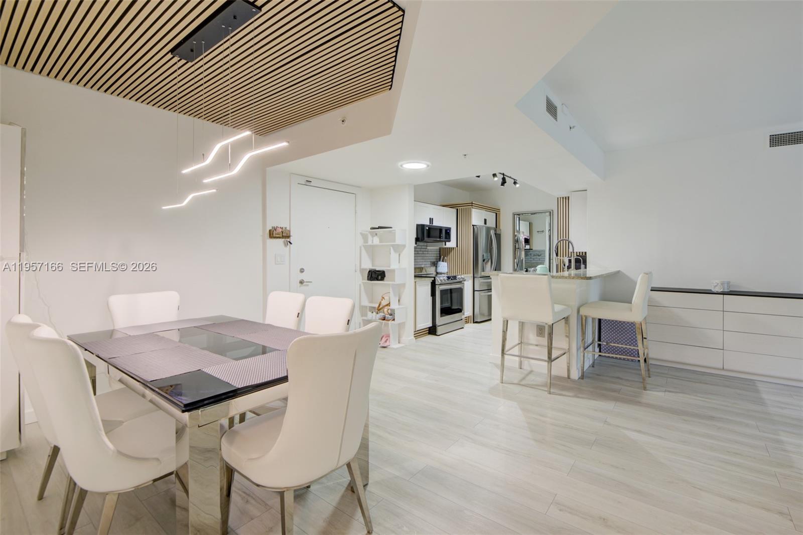 Photo of 2775 187th St  #215, Aventura, Florida, 33180 - 