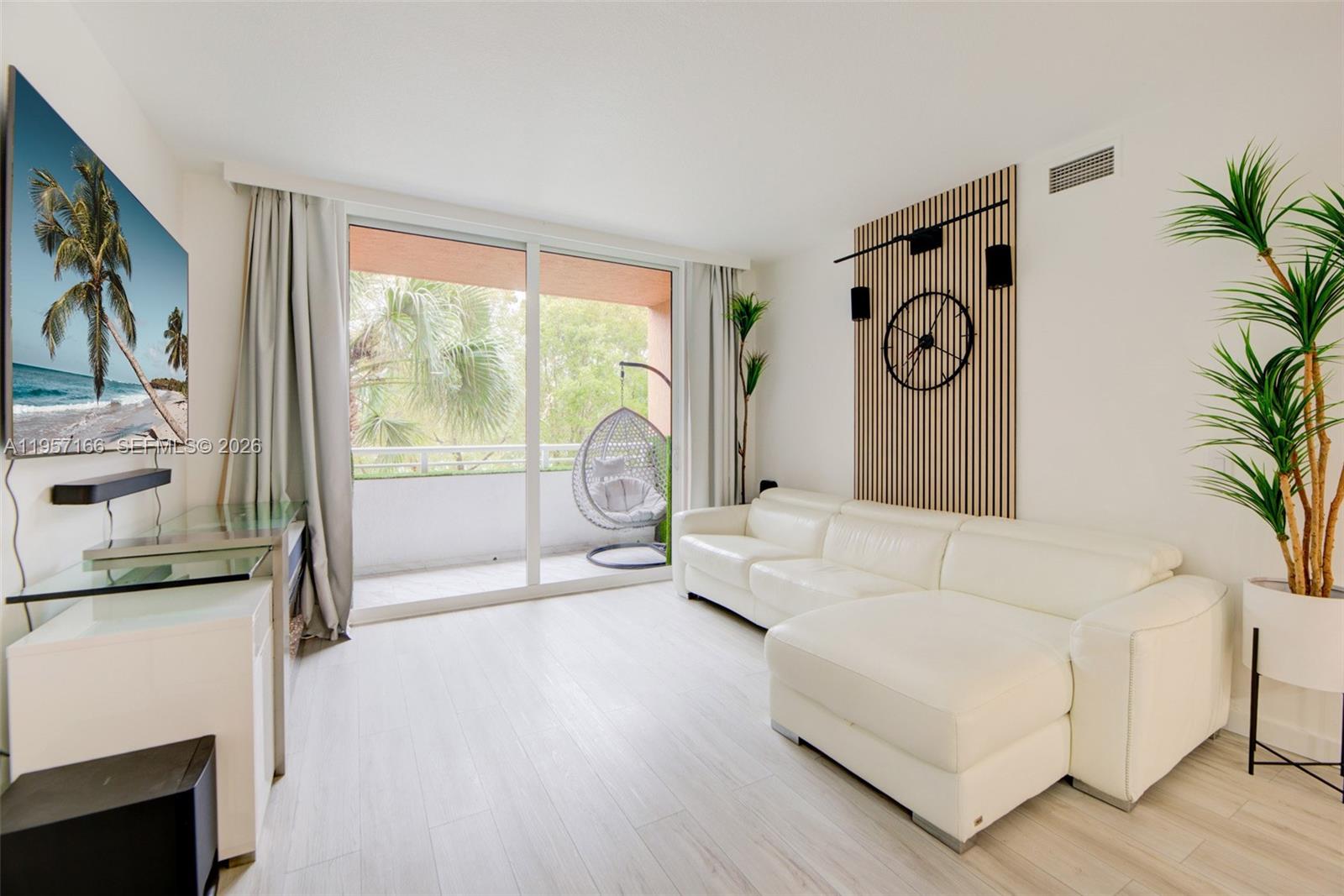 Photo of 2775 187th St  #215, Aventura, Florida, 33180 - 