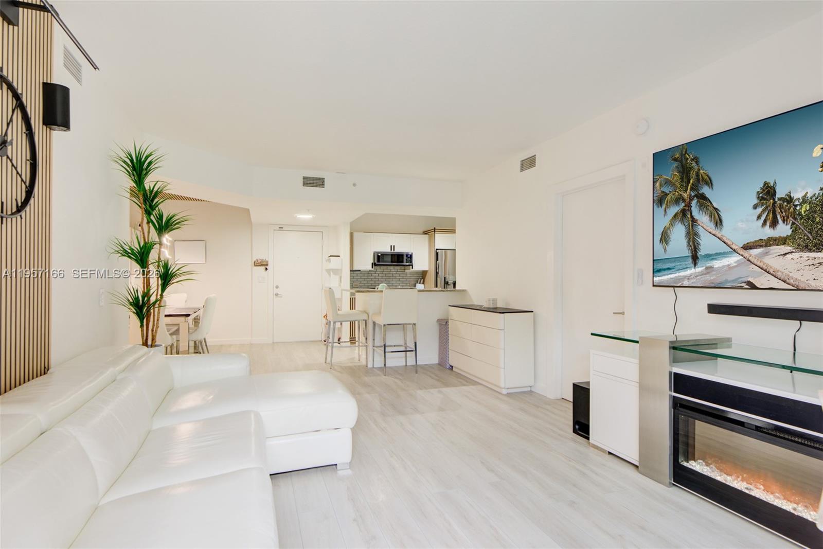 Photo of 2775 187th St  #215, Aventura, Florida, 33180 - 