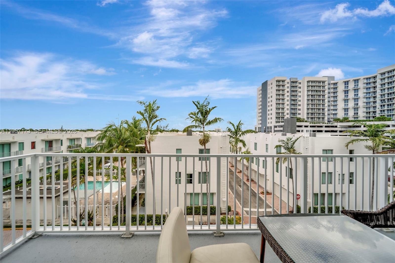 Photo of 2100 Van Buren St  #421, Hollywood, Florida, 33020 - 