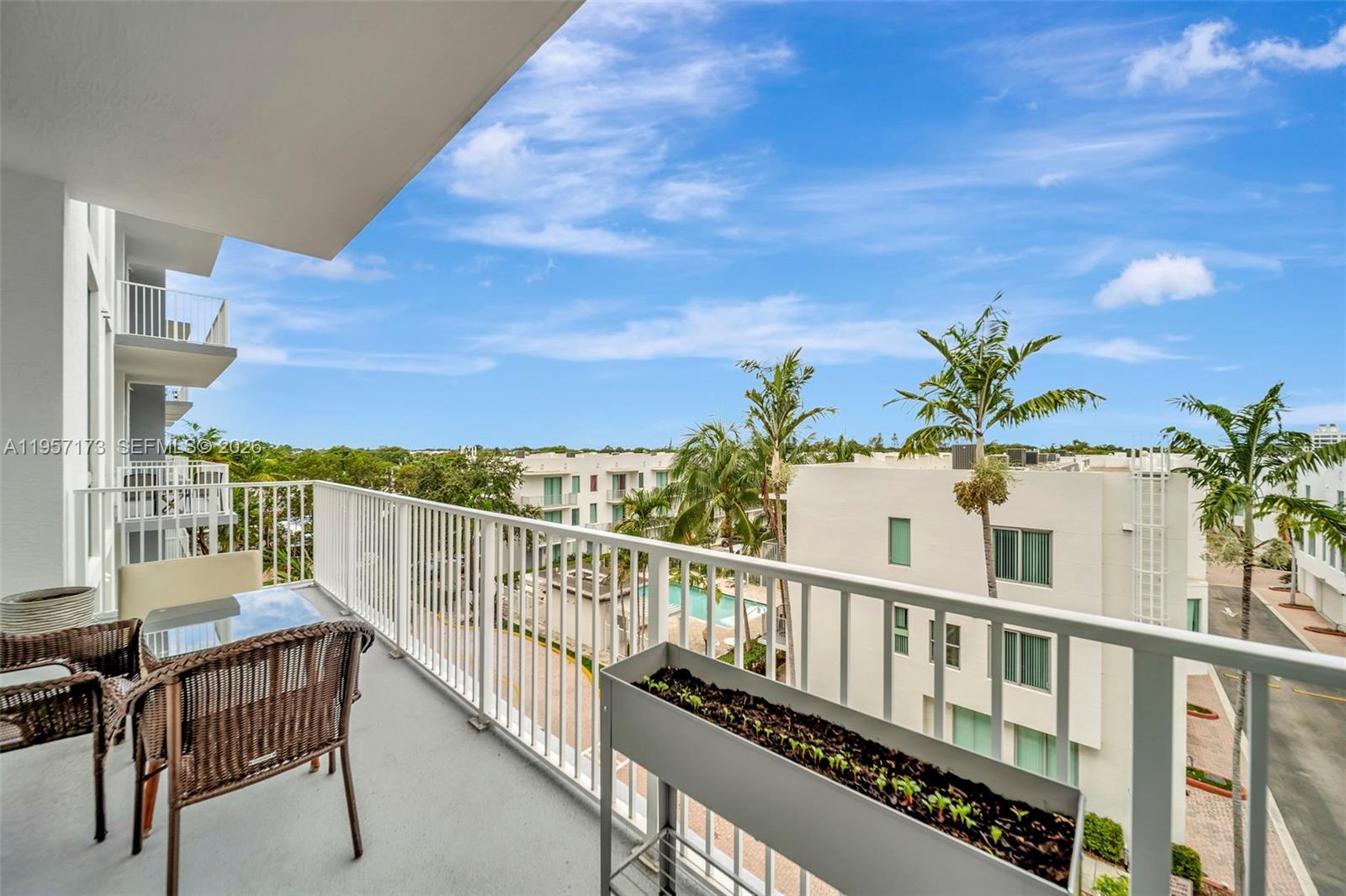 Photo of 2100 Van Buren St  #421, Hollywood, Florida, 33020 - 