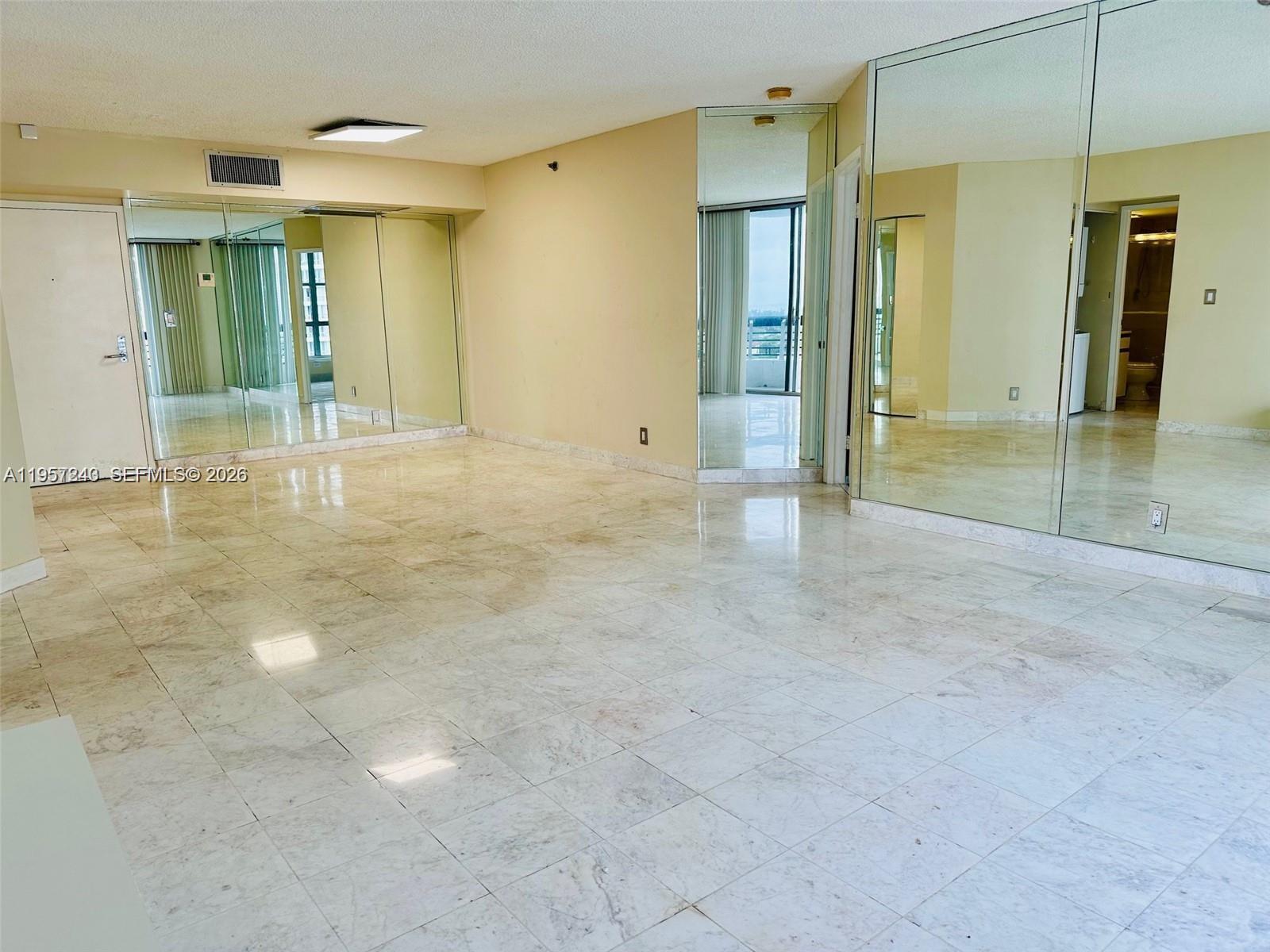 Photo of 3600 Mystic Pointe Dr  #1117, Aventura, Florida, 33180 - 