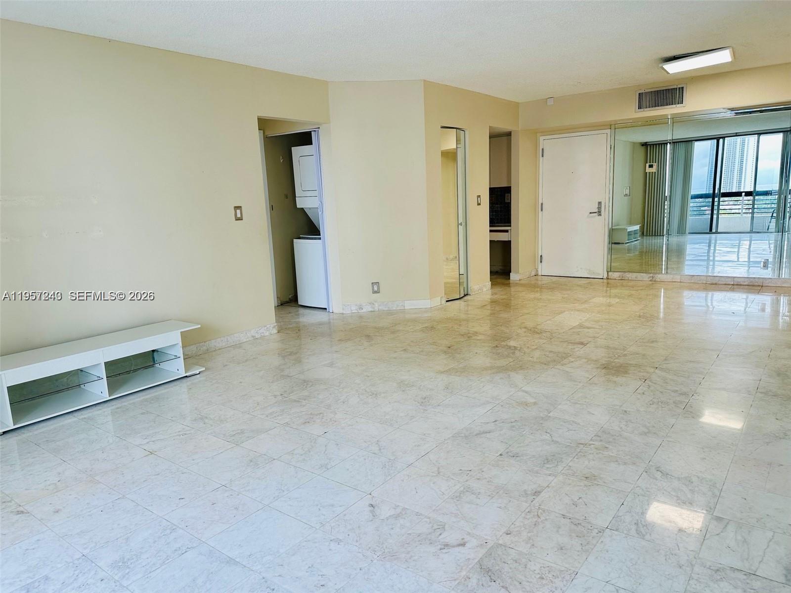 Photo of 3600 Mystic Pointe Dr  #1117, Aventura, Florida, 33180 - 