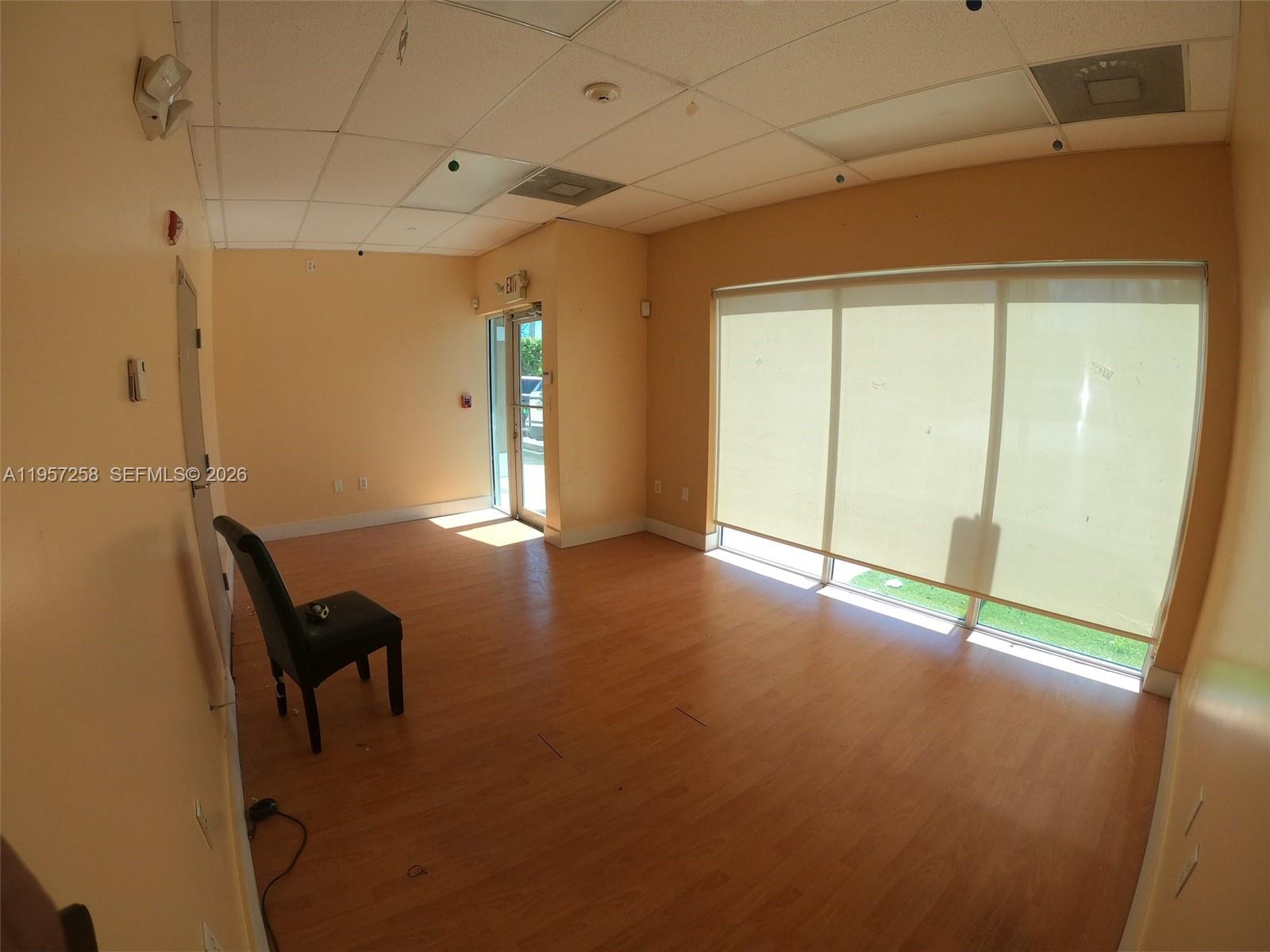 102  /   sq. ft. $ 2026-02-02 0 Photo