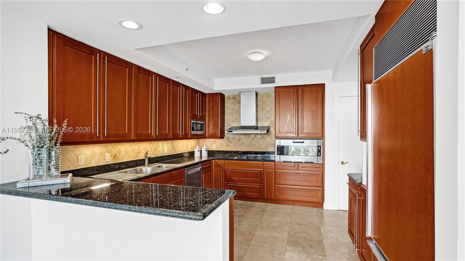 Photo of 20201 Country Club Dr  #1808, Aventura, Florida, 33180 - 