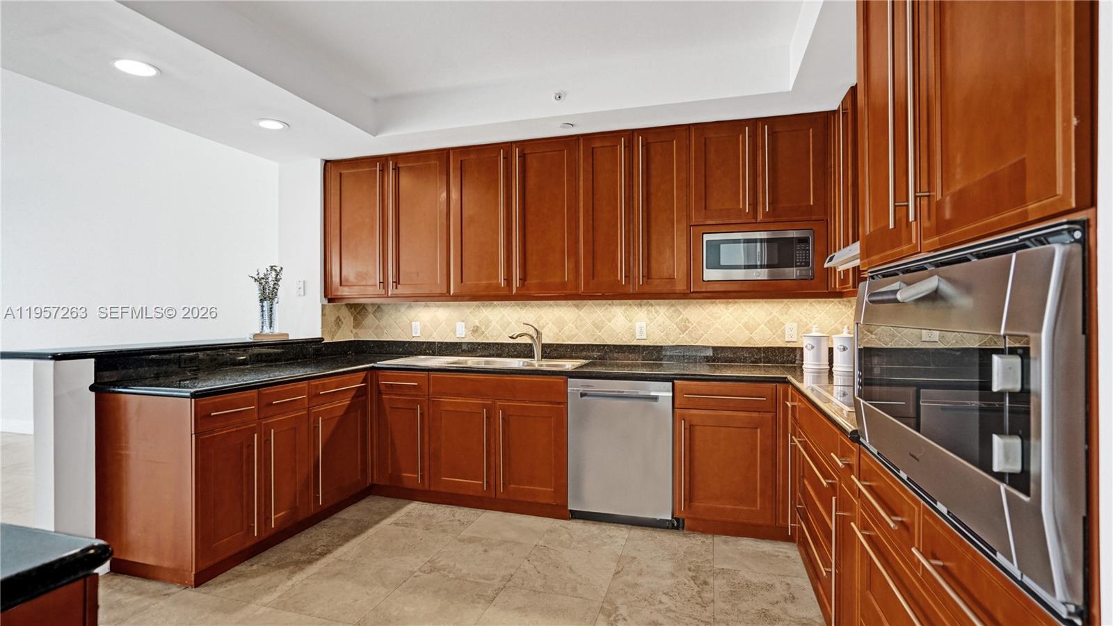 Photo of 20201 Country Club Dr  #1808, Aventura, Florida, 33180 - 