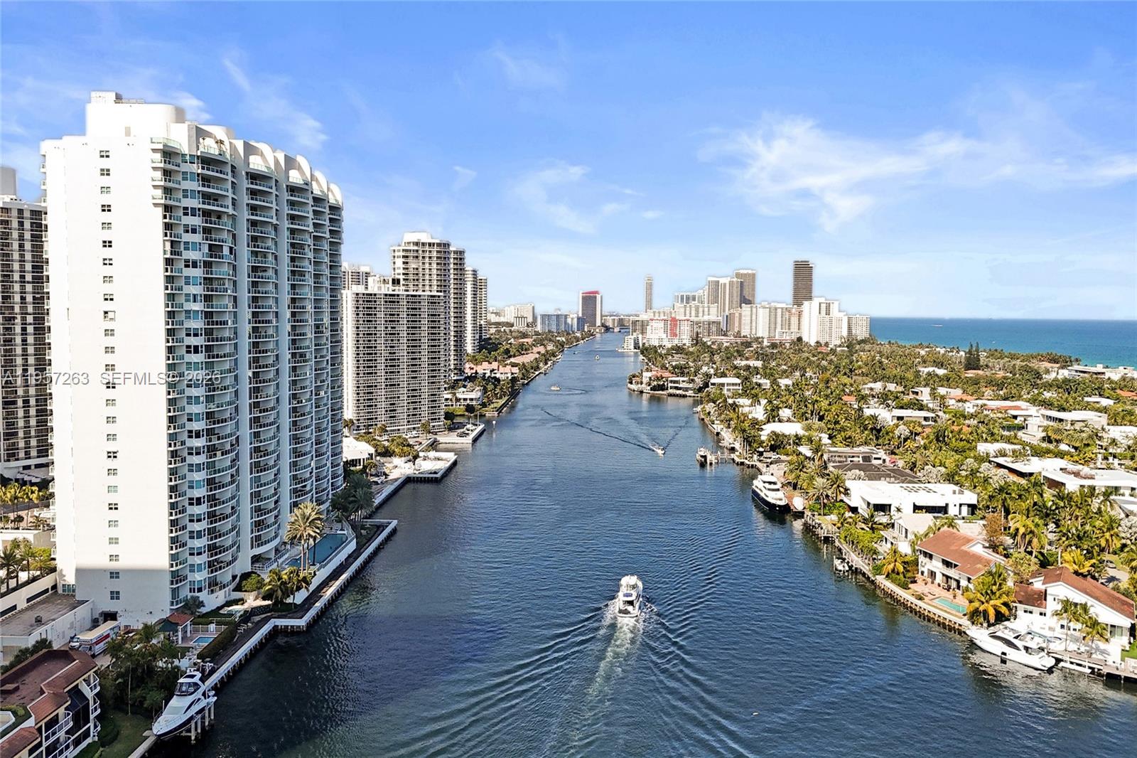 Photo of 20201 Country Club Dr  #1808, Aventura, Florida, 33180 - 