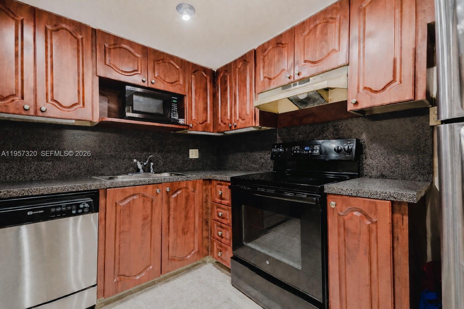 Photo of 3800 Ocean Dr  #409, Hollywood, Florida, 33019 - 