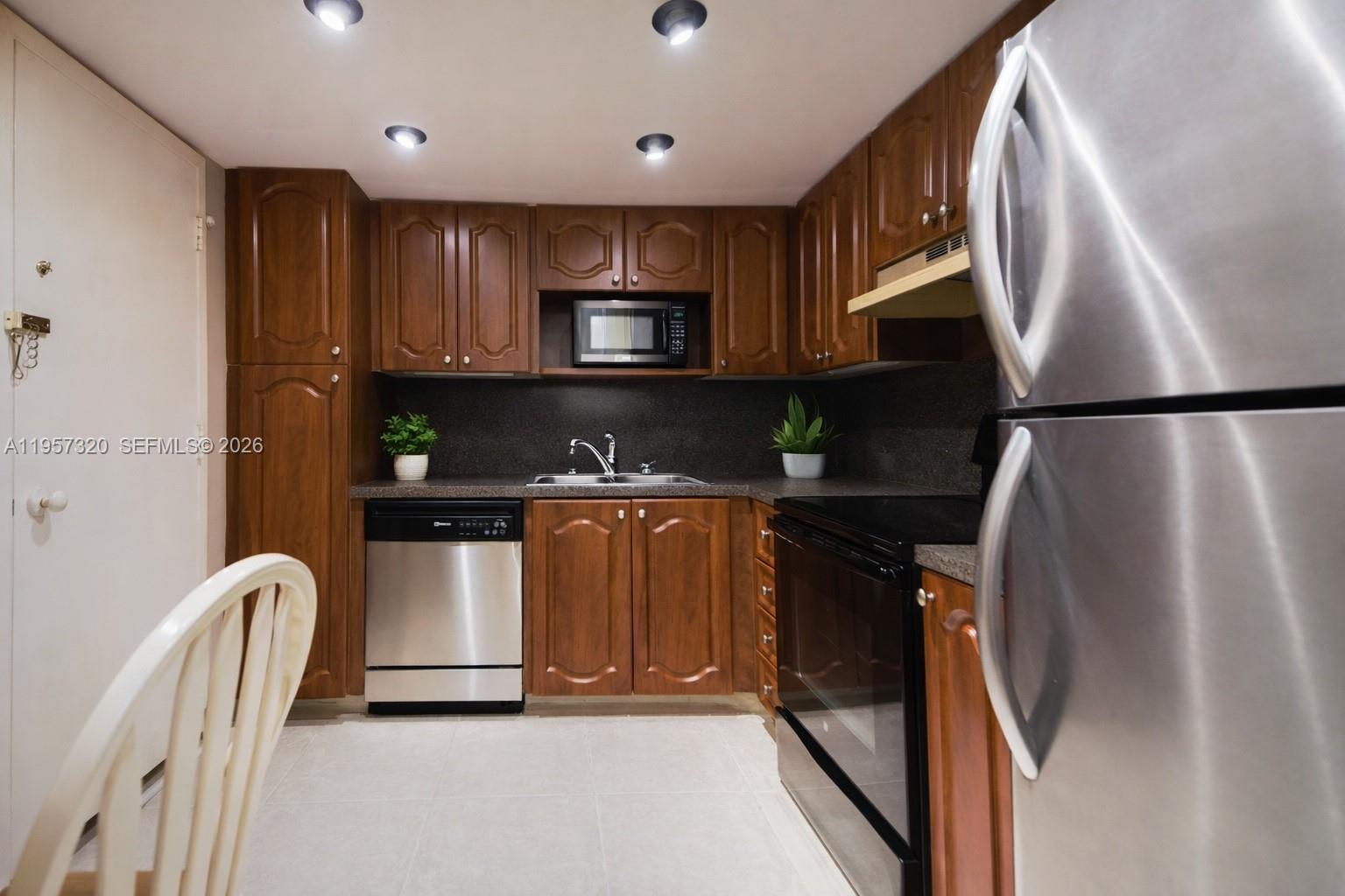 Photo of 3800 Ocean Dr  #409, Hollywood, Florida, 33019 - 