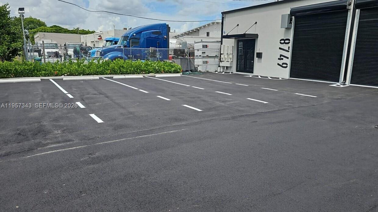 8749  /   sq. ft. $ 2026-02-02 0 Photo