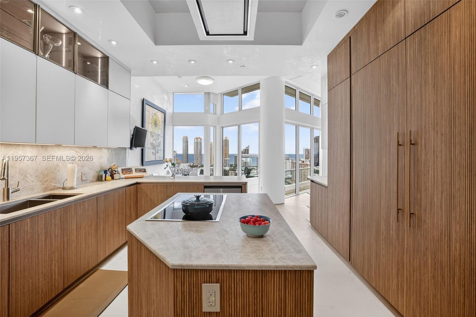 PH-1 5 / 5 4930 sq. ft. $ 2026-02-02 0 Photo