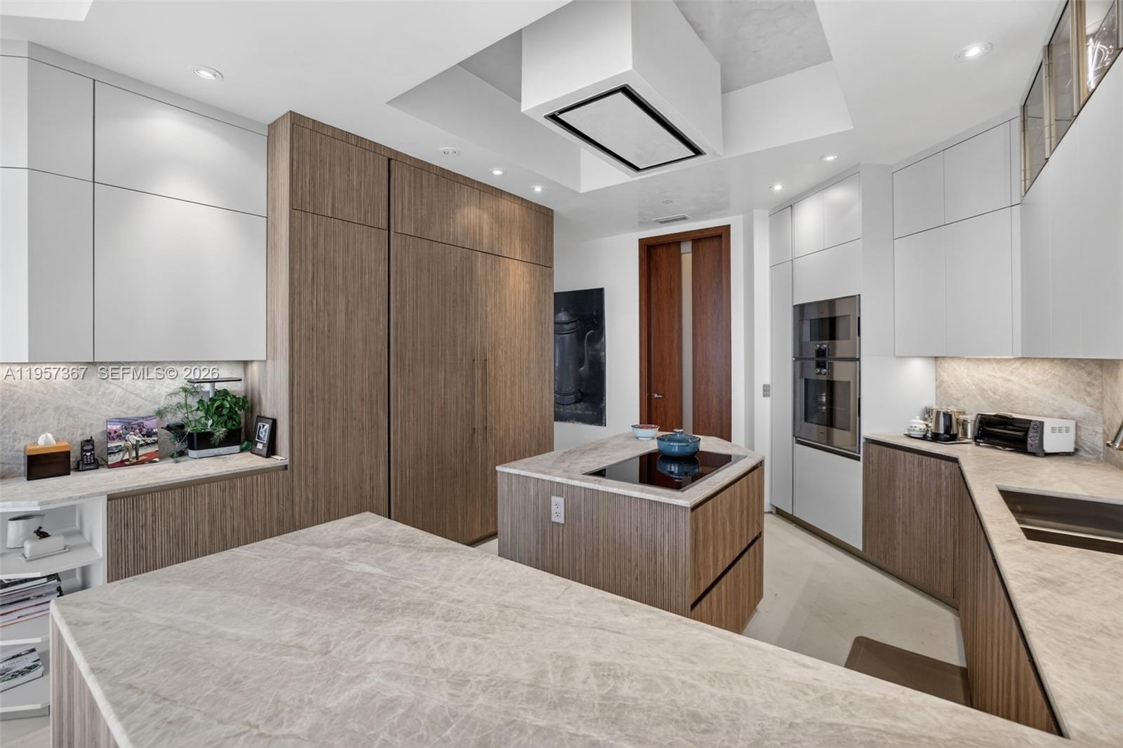 PH-1 5 / 5 4930 sq. ft. $ 2026-02-02 0 Photo