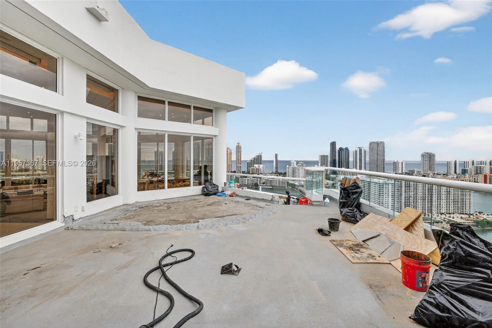 PH-1 5 / 5 4930 sq. ft. $ 2026-02-02 0 Photo