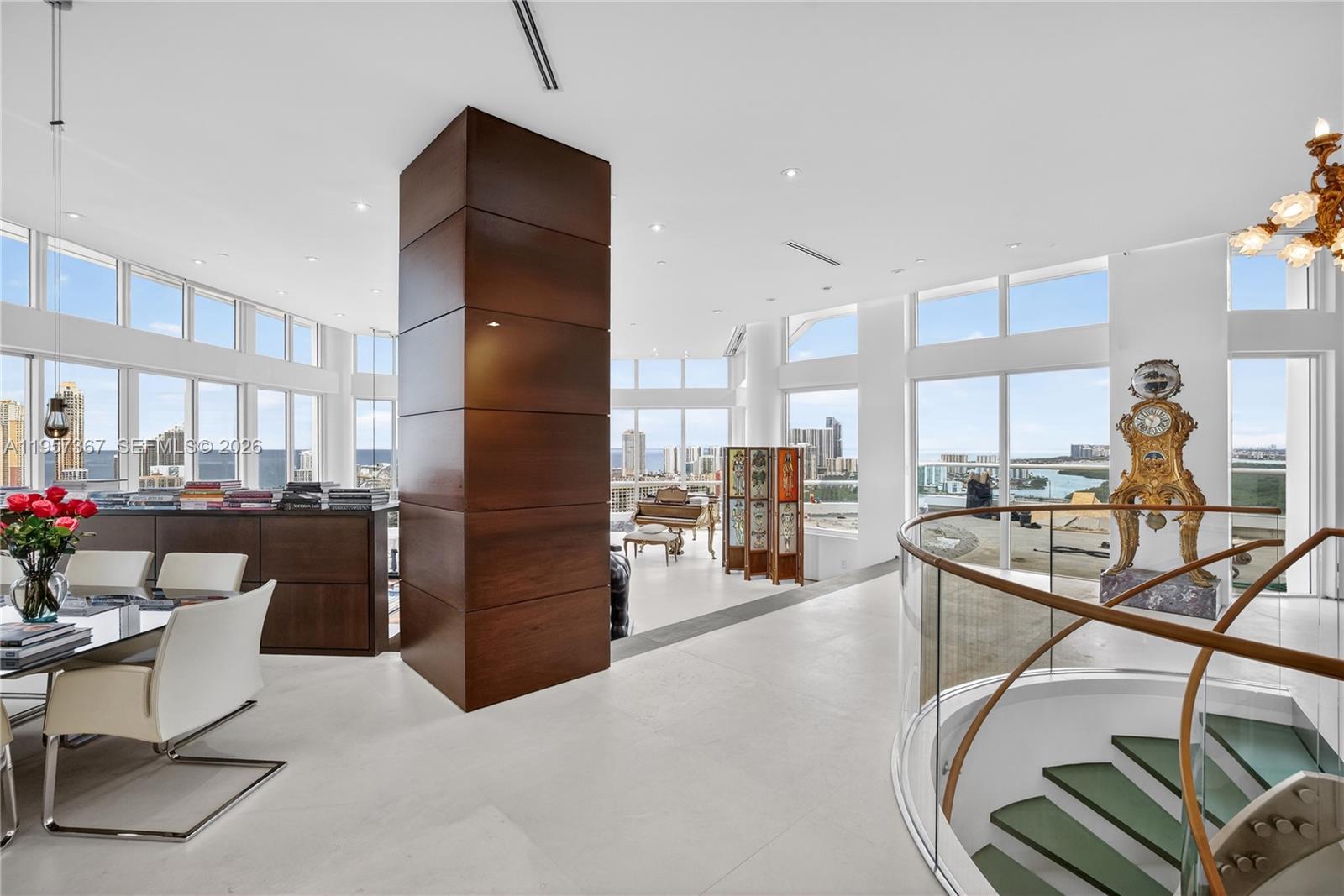 PH-1 5 / 5 4930 sq. ft. $ 2026-02-02 0 Photo