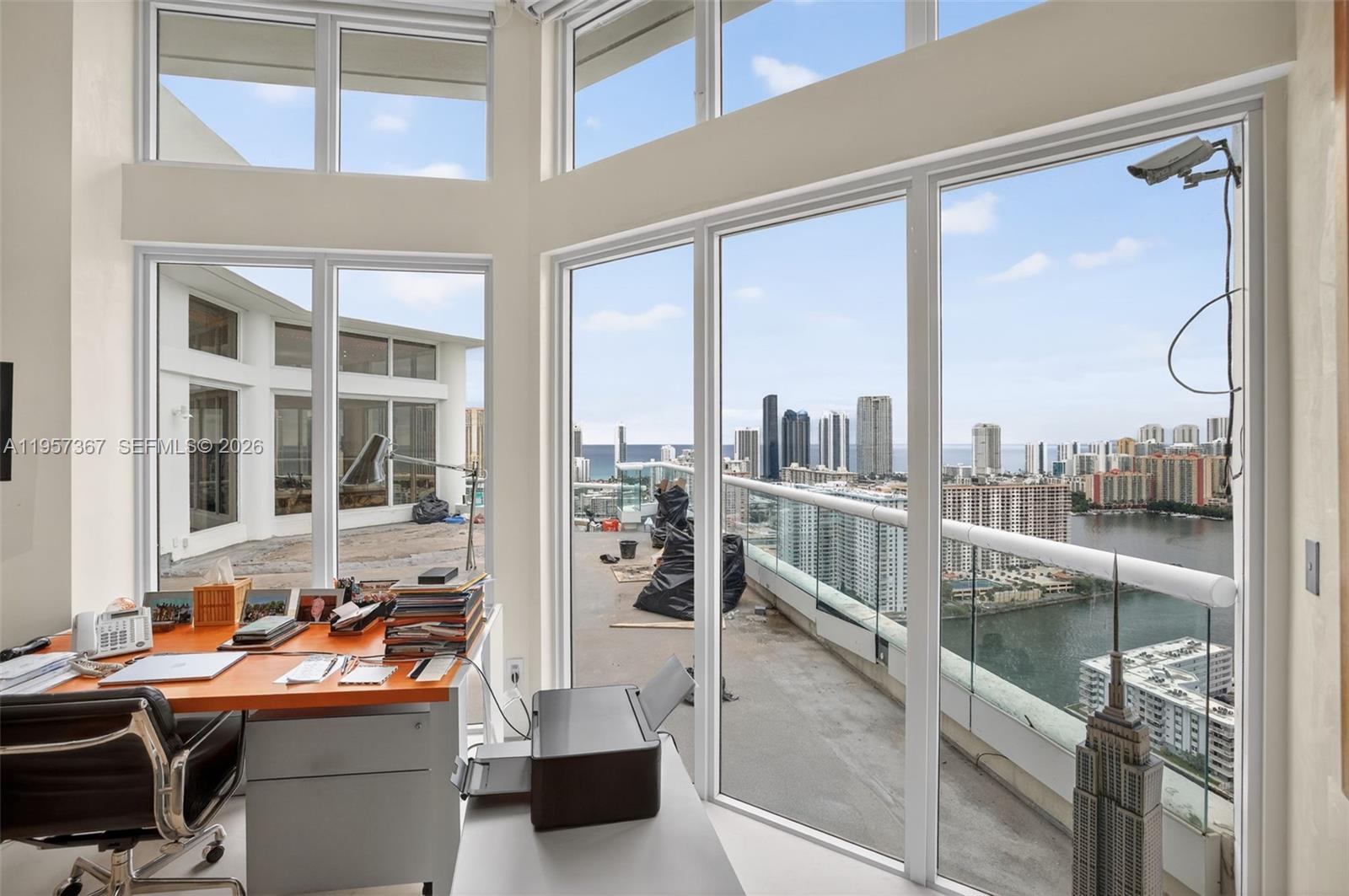 PH-1 5 / 5 4930 sq. ft. $ 2026-02-02 0 Photo