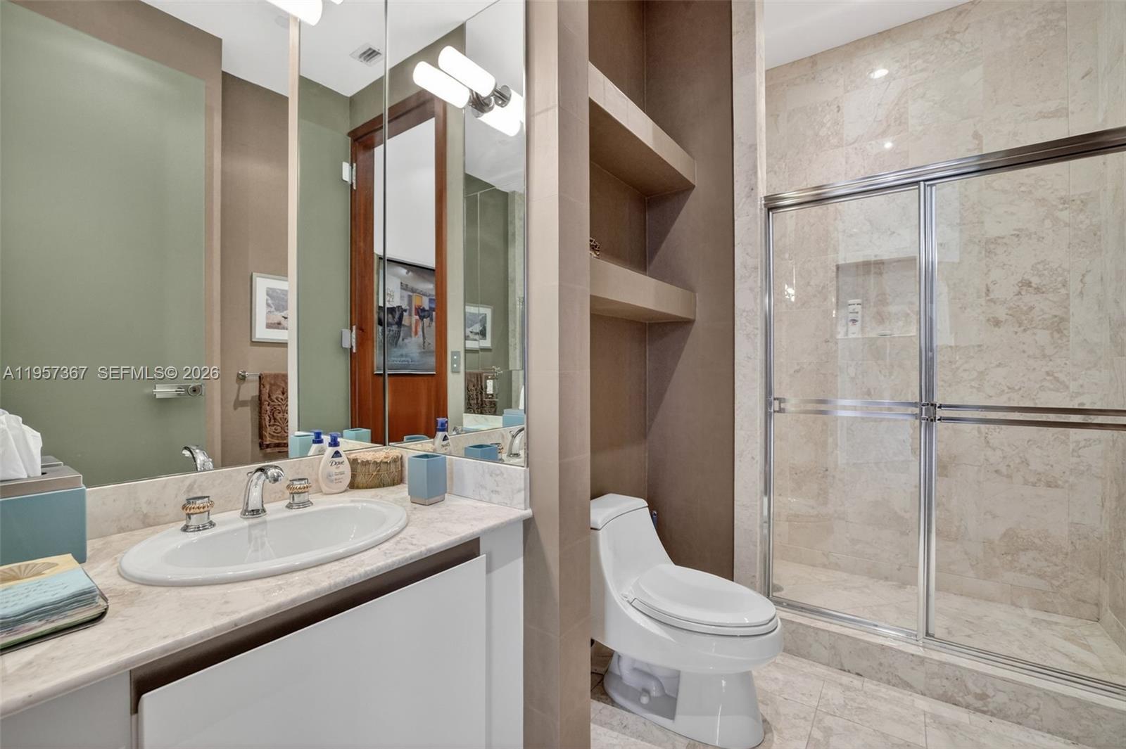 PH-1 5 / 5 4930 sq. ft. $ 2026-02-02 0 Photo