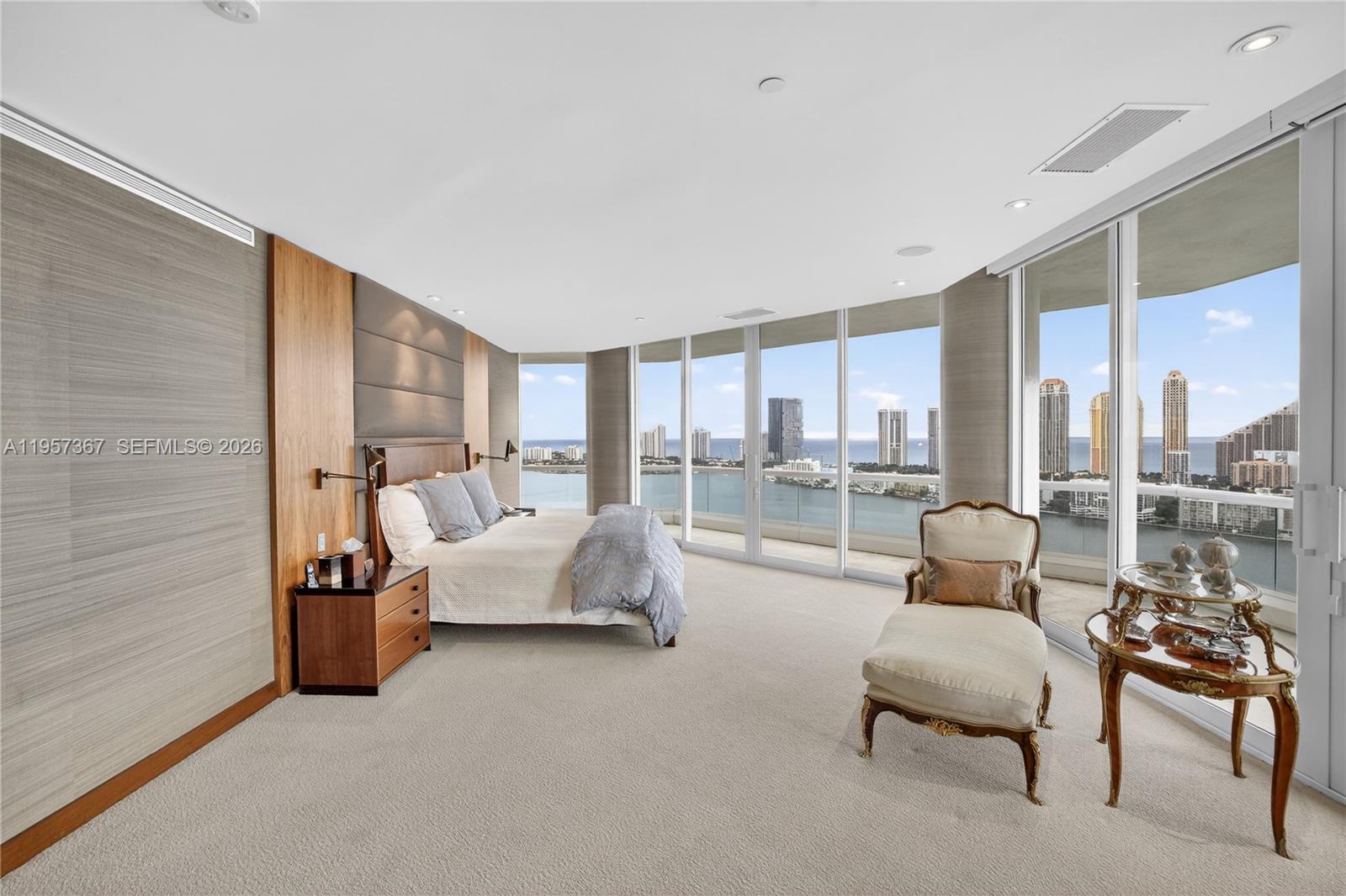 PH-1 5 / 5 4930 sq. ft. $ 2026-02-02 0 Photo