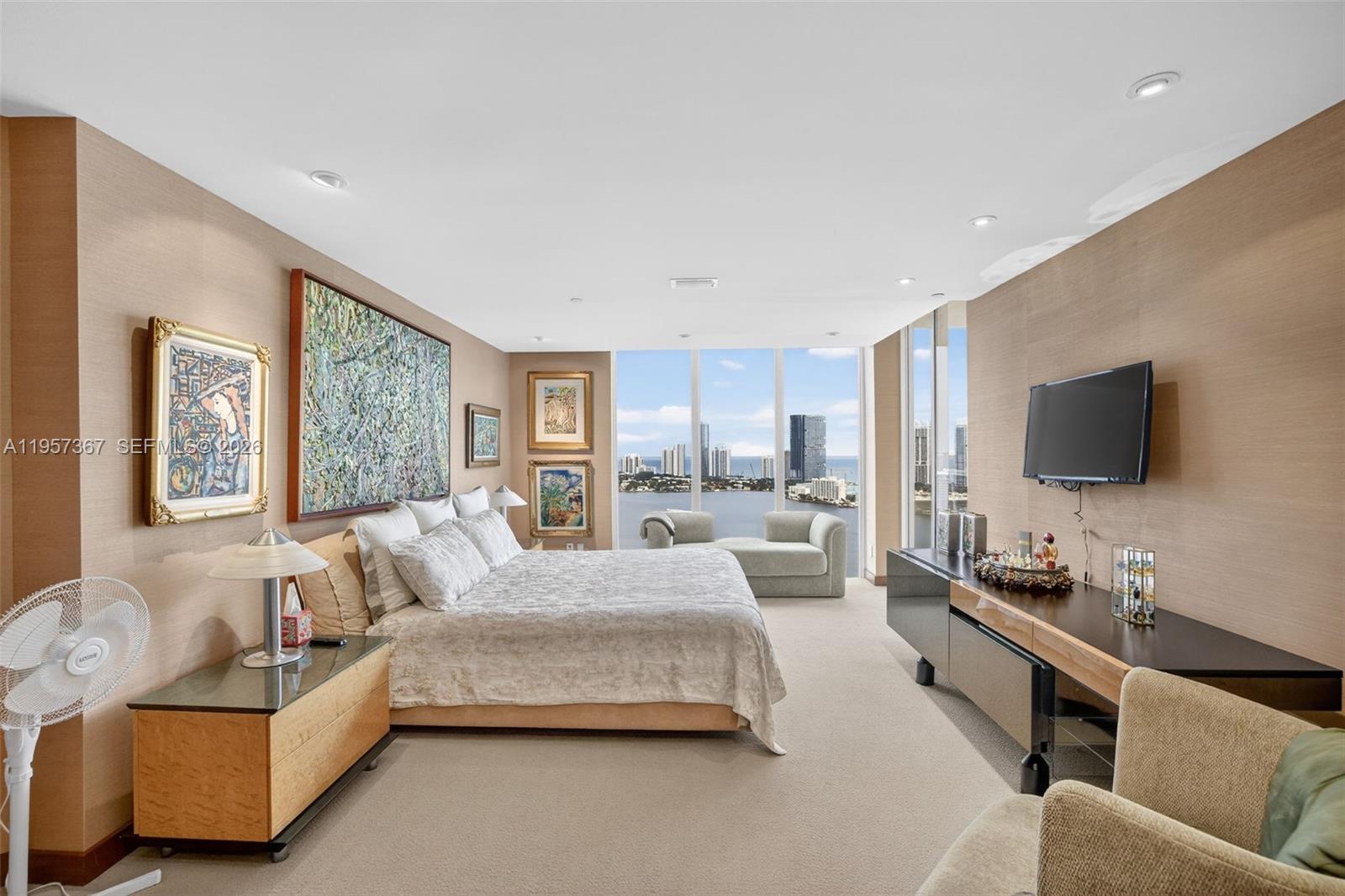 PH-1 5 / 5 4930 sq. ft. $ 2026-02-02 0 Photo