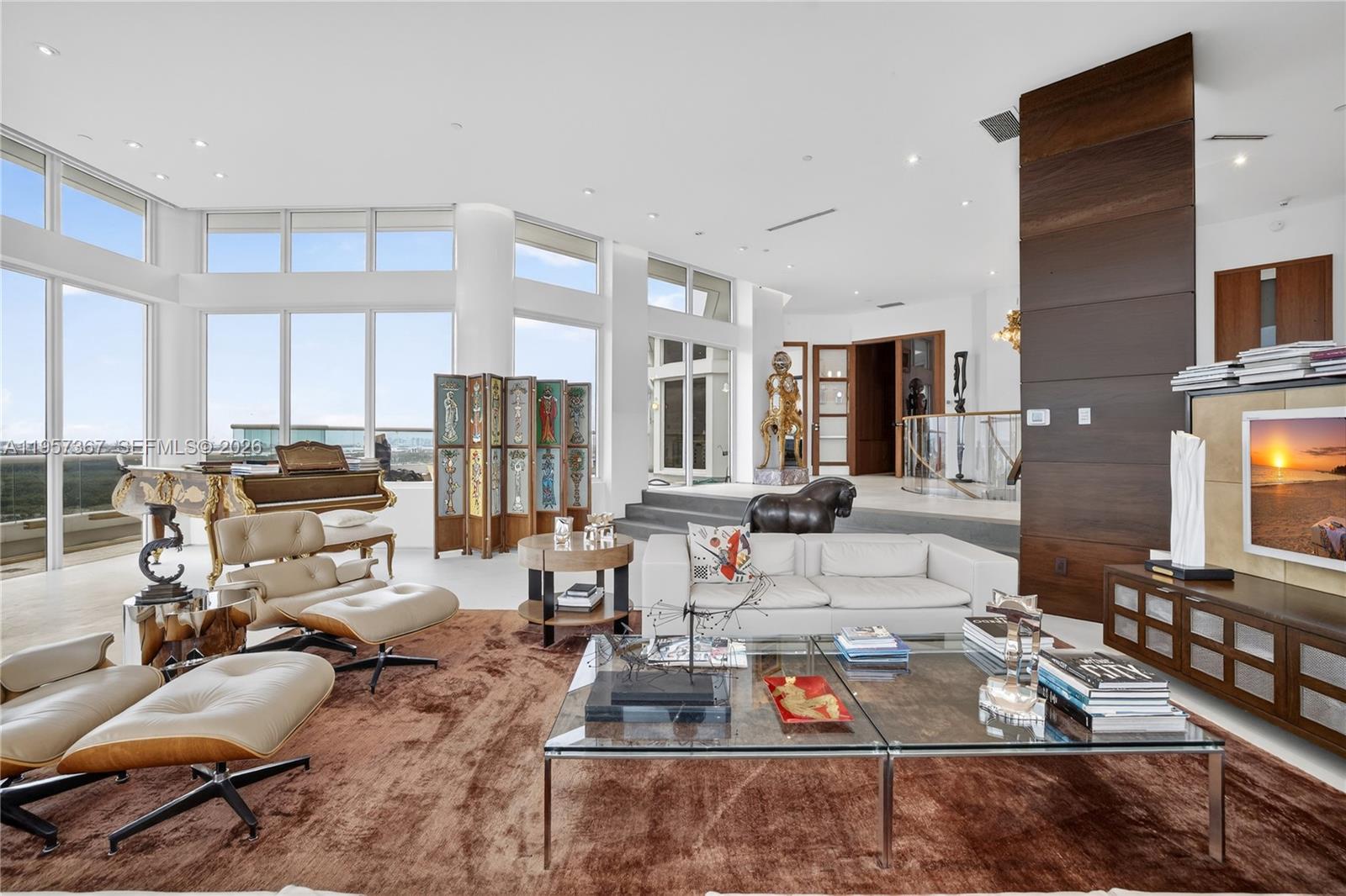 PH-1 5 / 5 4930 sq. ft. $ 2026-02-02 0 Photo