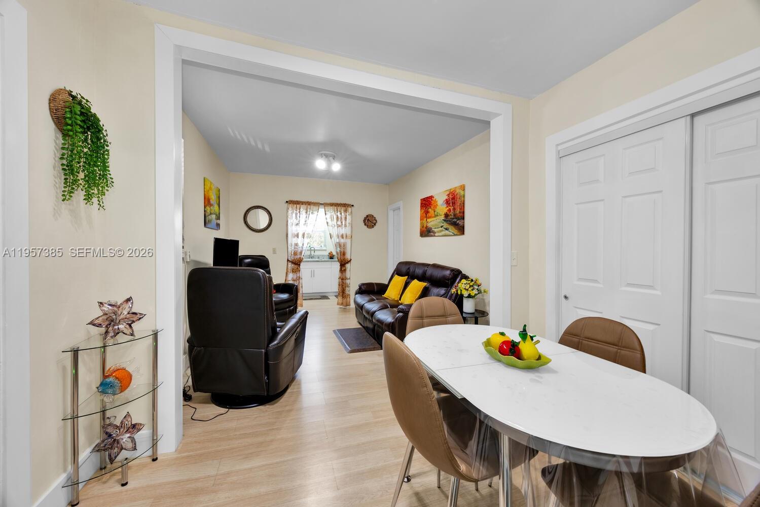   /  8019 sq. ft. $ 2026-02-02 0 foto