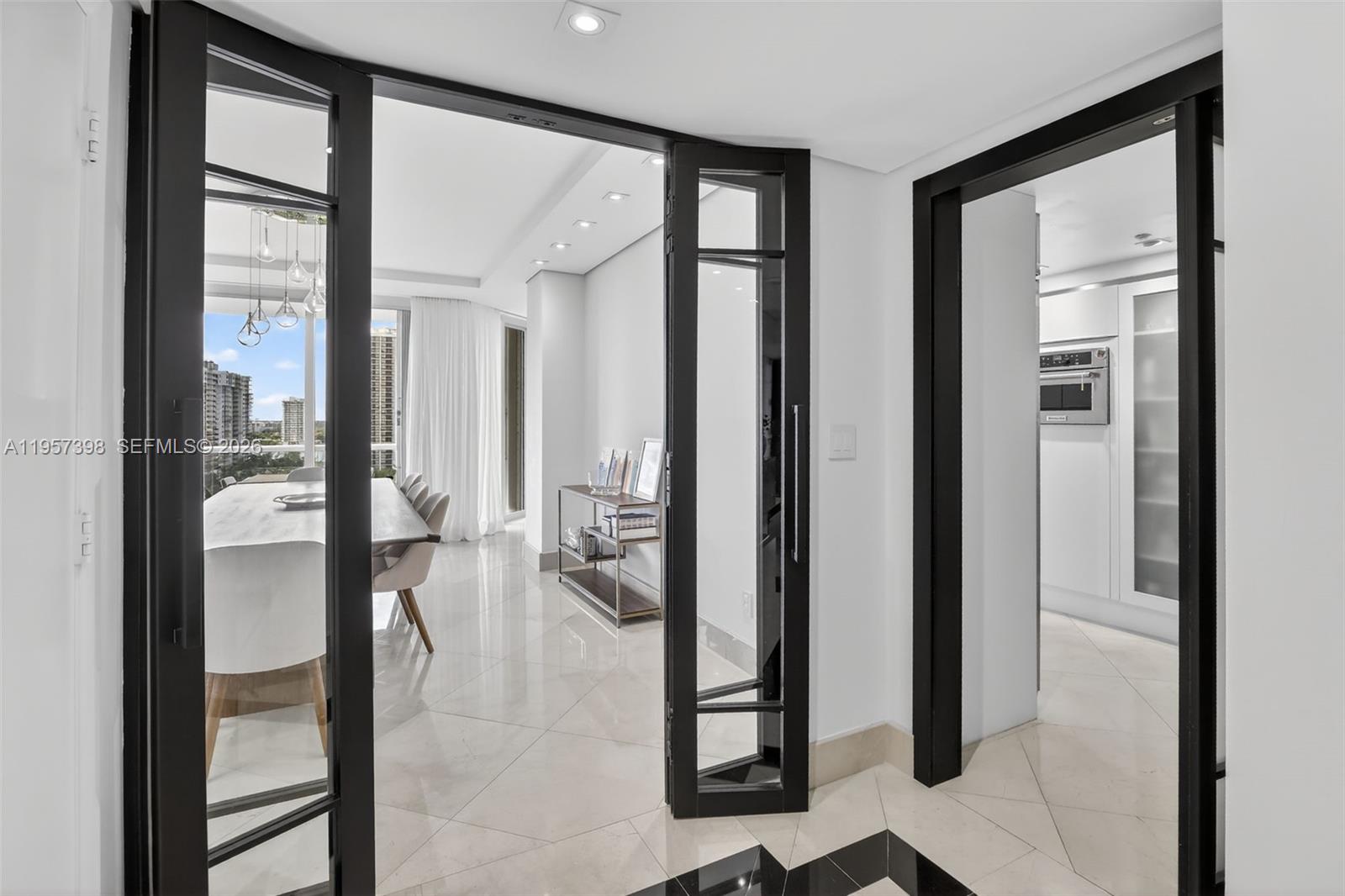 See details 1109 3 / 3 2730 sq. ft. $ 2026-02-02 0 Photo