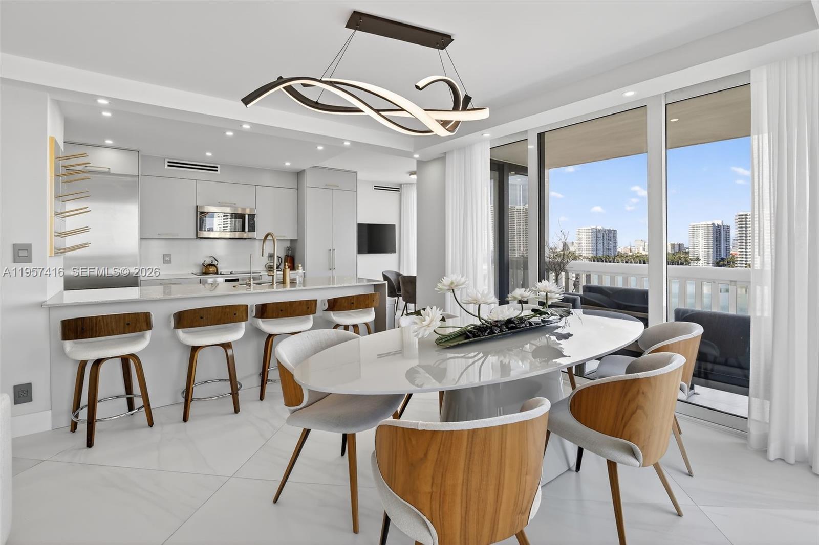 1009 3 / 3 1930 sq. ft. $ 2026-02-02 0 Photo