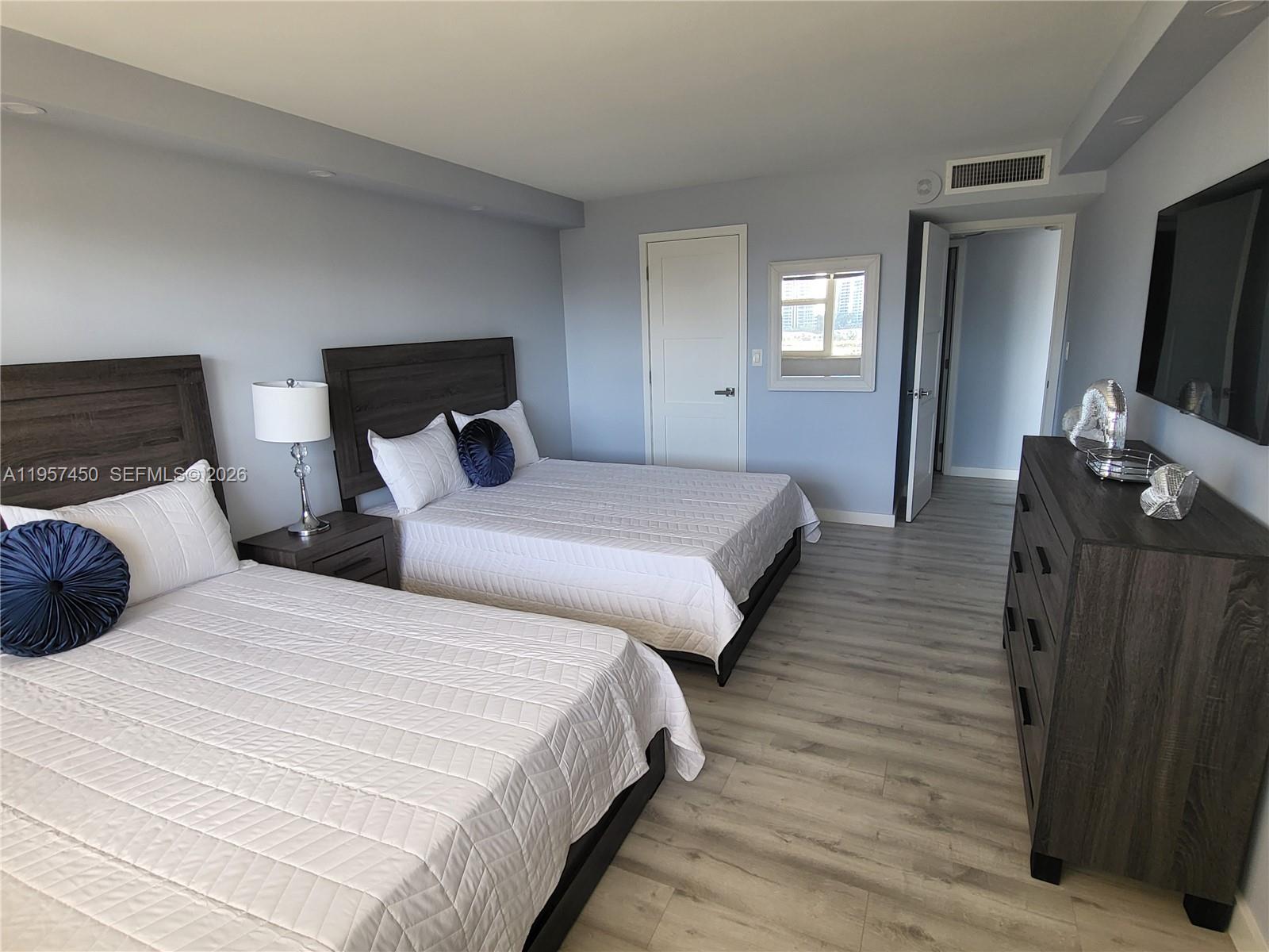 Photo of 3180 Ocean Dr #821, Hallandale Beach, Florida, 33009 -