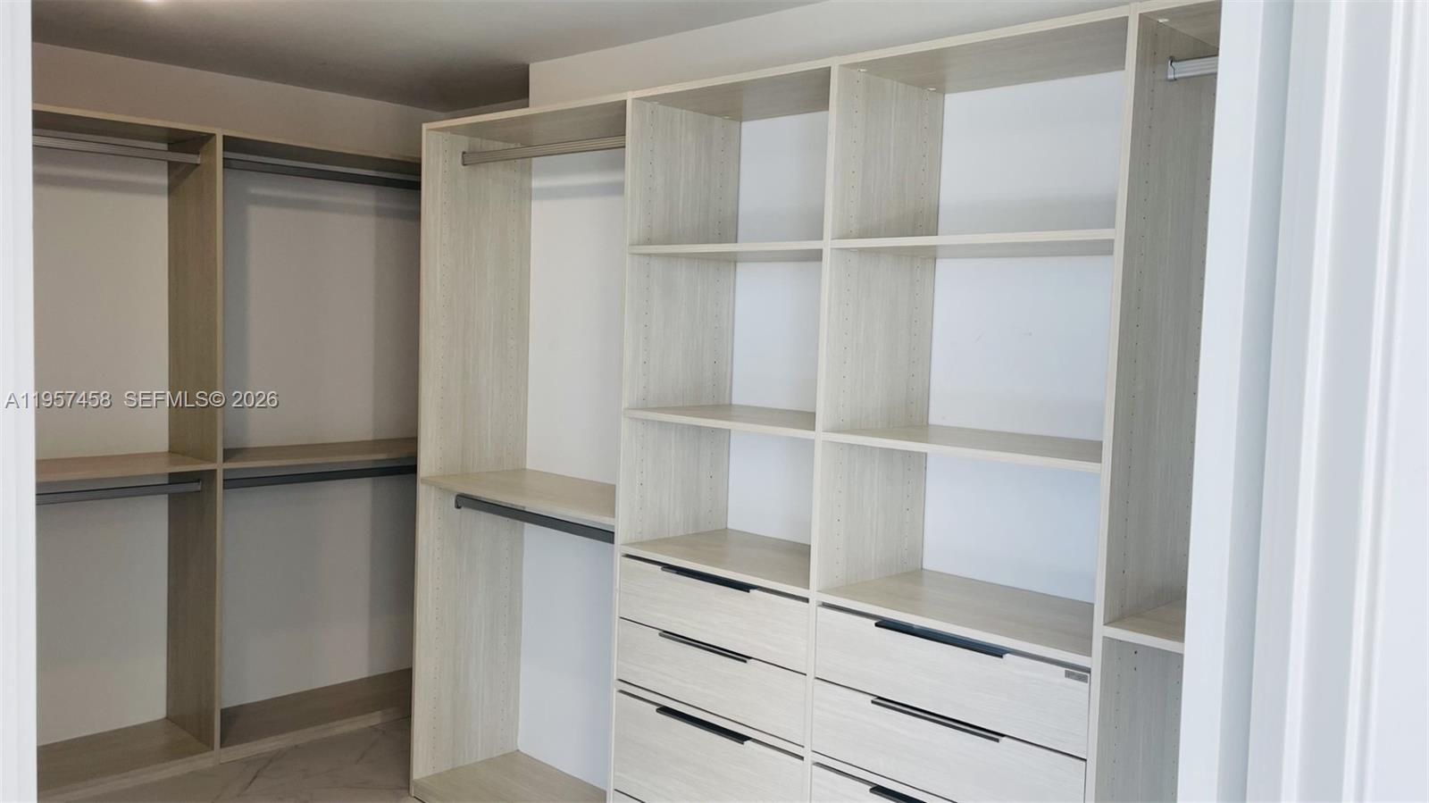 Photo of 17301 Biscayne Blvd  #1907, North Miami Beach, Florida, 33160 - 