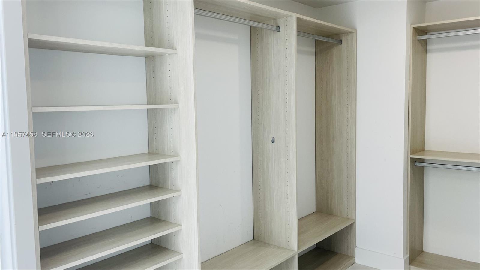 Photo of 17301 Biscayne Blvd  #1907, North Miami Beach, Florida, 33160 - 