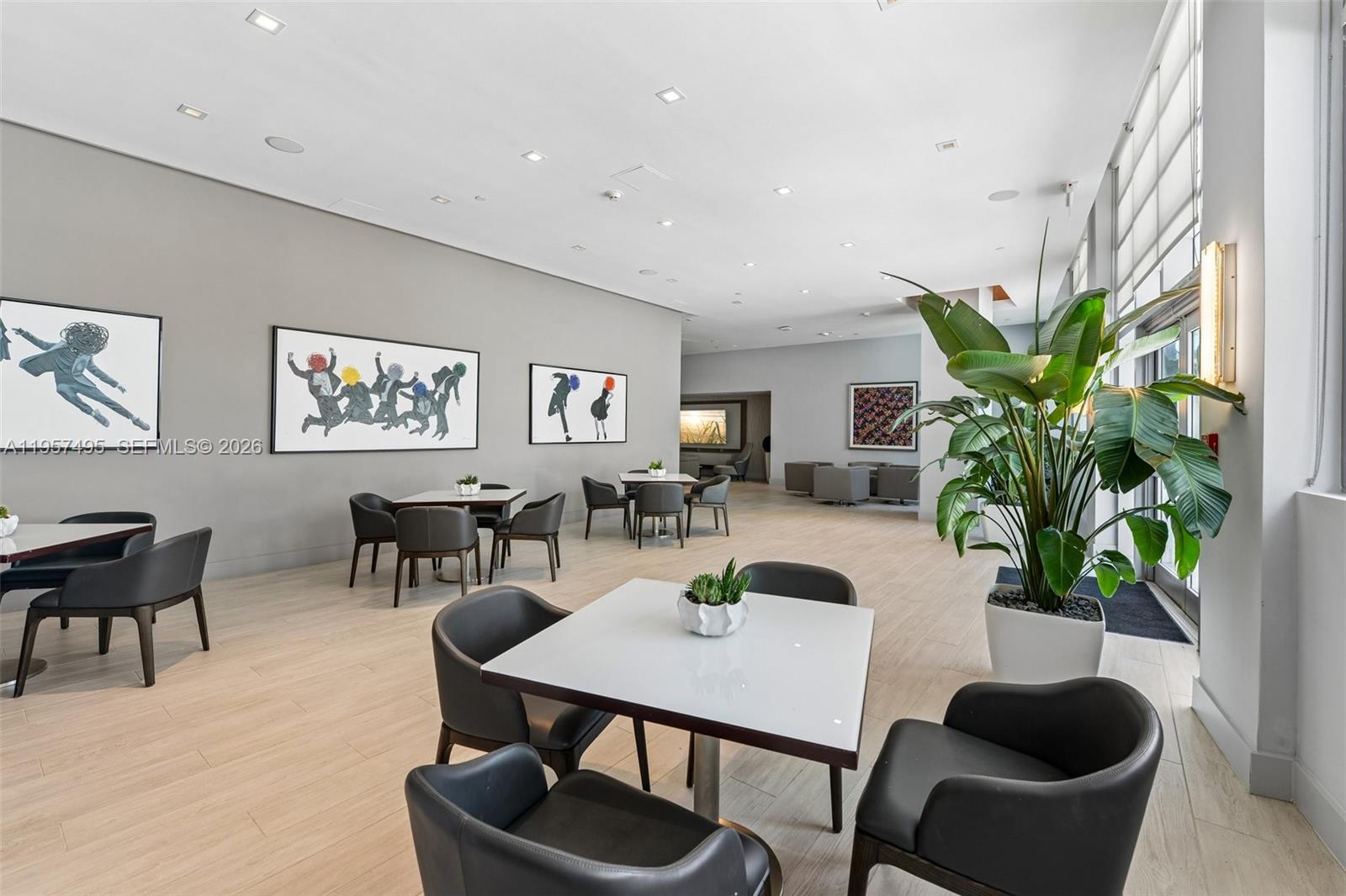 Photo of 3535 Ocean Dr  #2106, Hollywood, Florida, 33019 - 