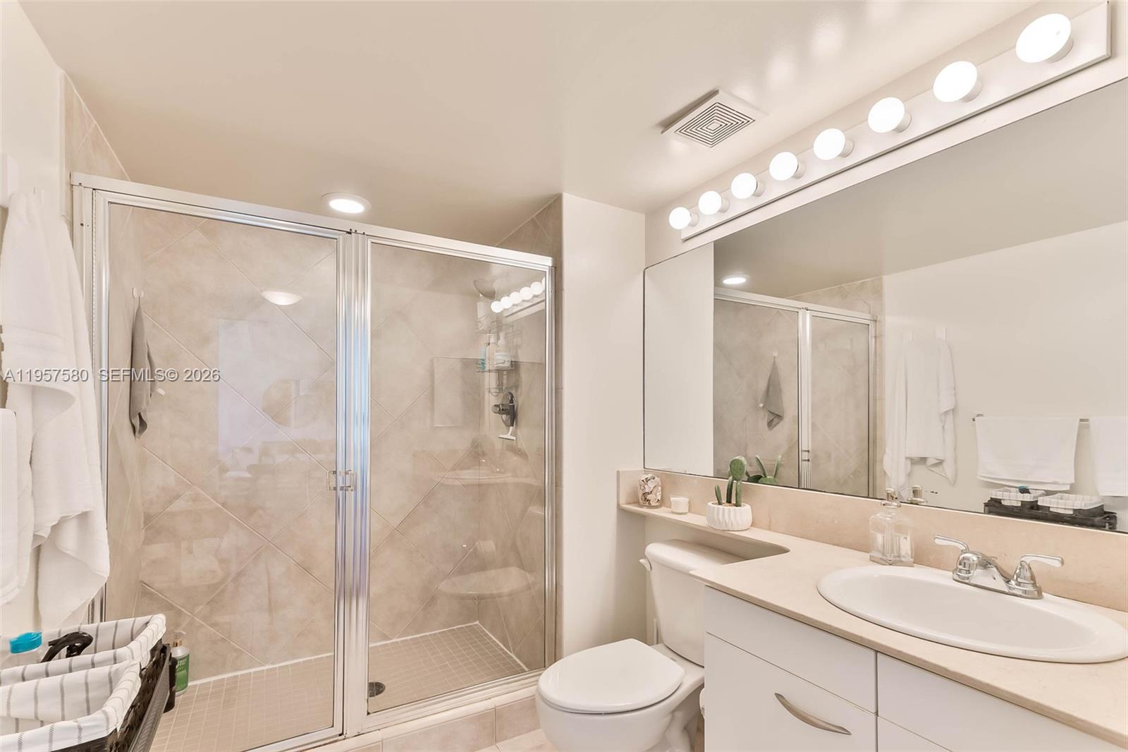 Photo of 2080 Ocean Dr #506, Hallandale Beach, Florida, 33009 -