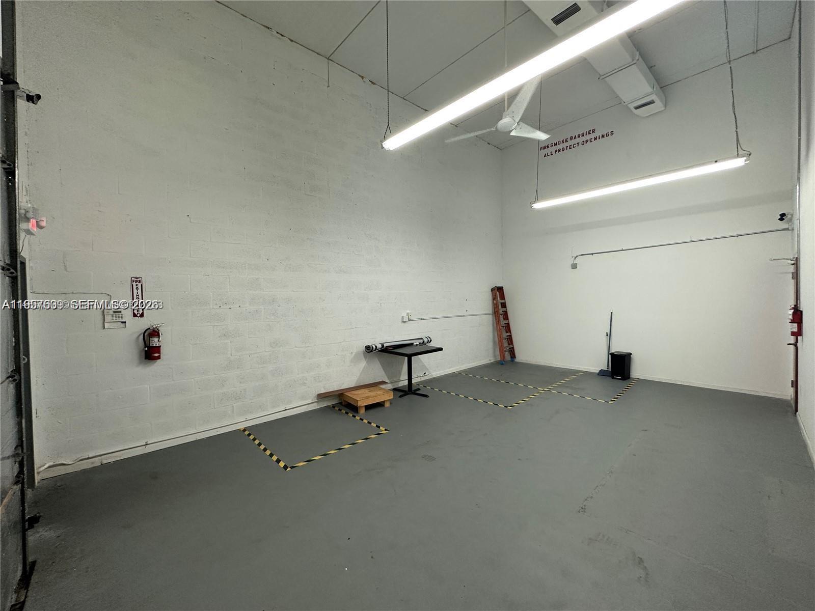 H18  /   sq. ft. $ 2026-02-02 0 Photo