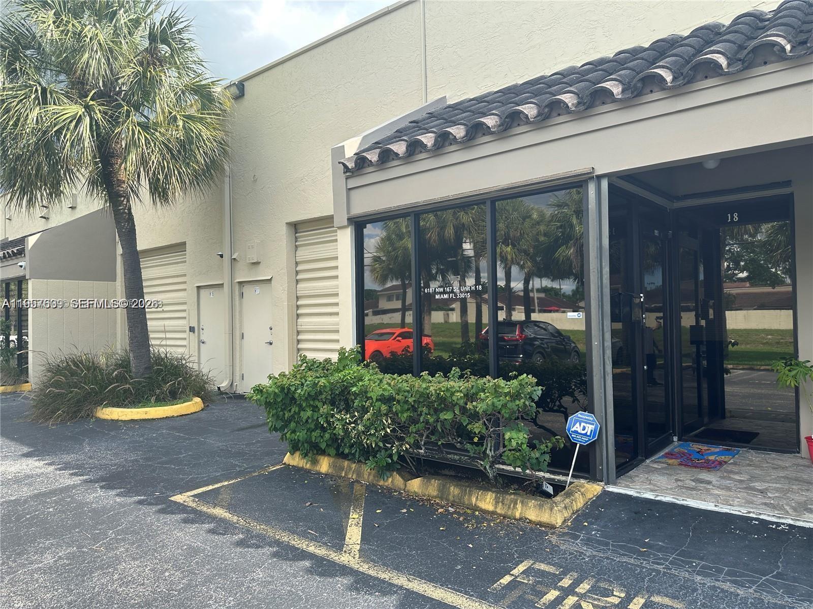 H18  /   sq. ft. $ 2026-02-02 0 Photo