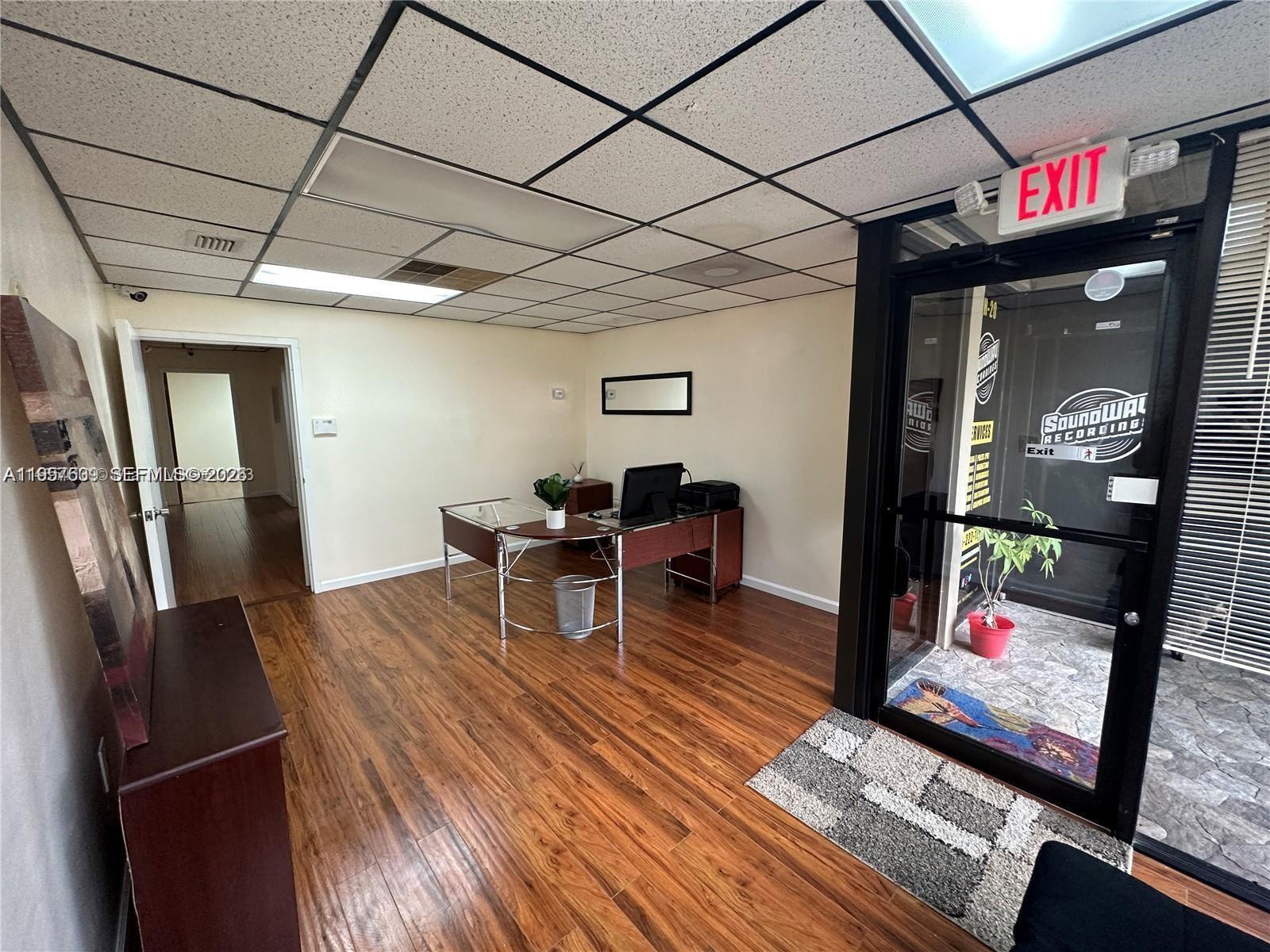 H18  /   sq. ft. $ 2026-02-02 0 Photo