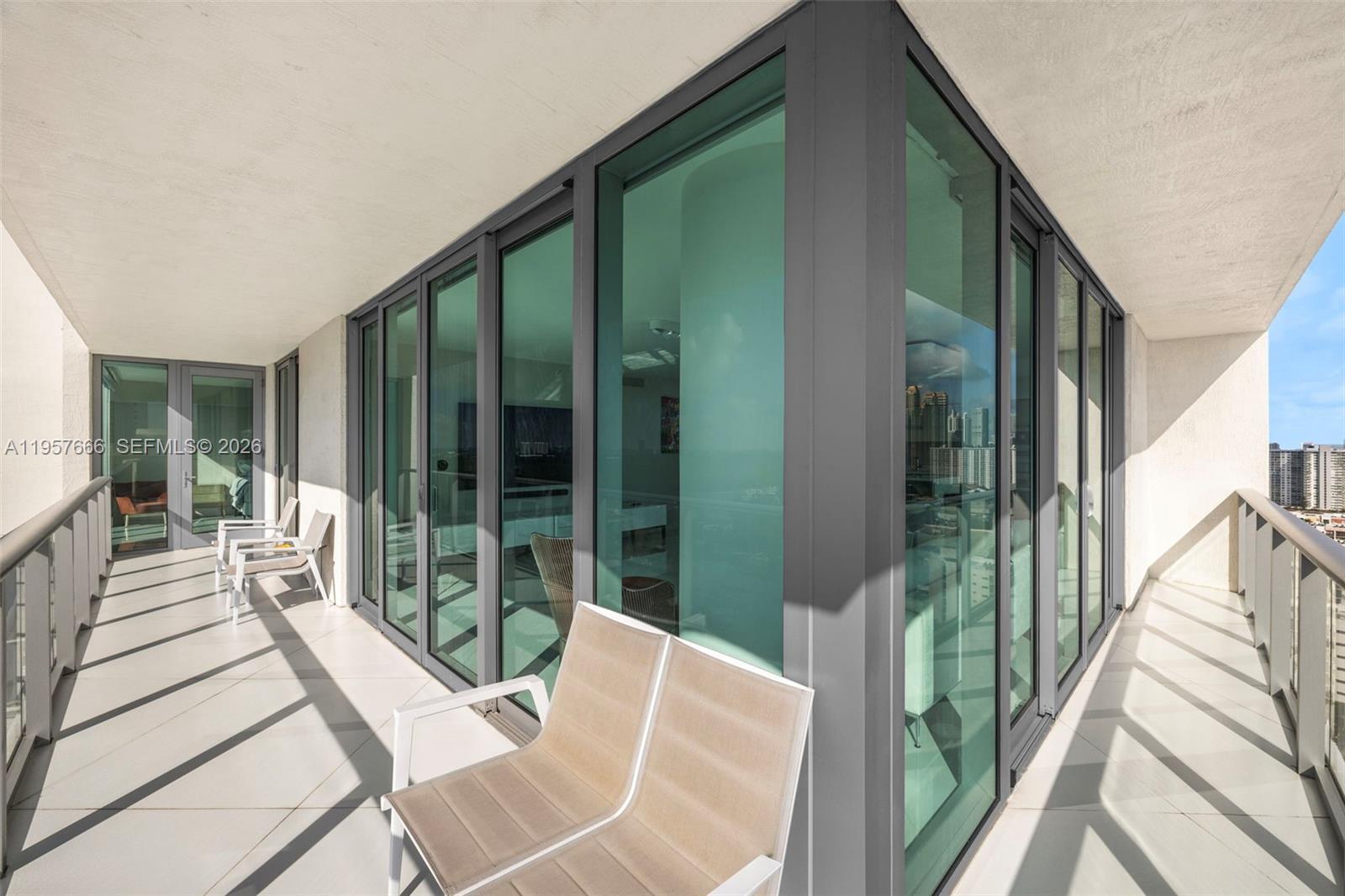 See details 4-2202 3 / 4 1892 sq. ft. $ 2026-02-03 0 Photo