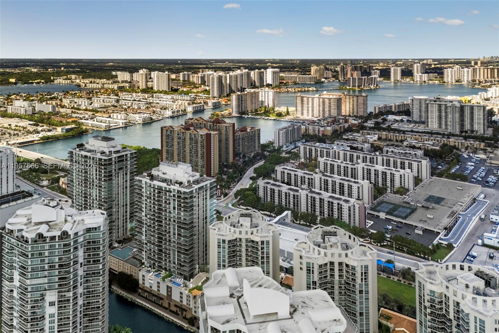 See details 4-2202 3 / 4 1892 sq. ft. $ 2026-02-03 0 Photo