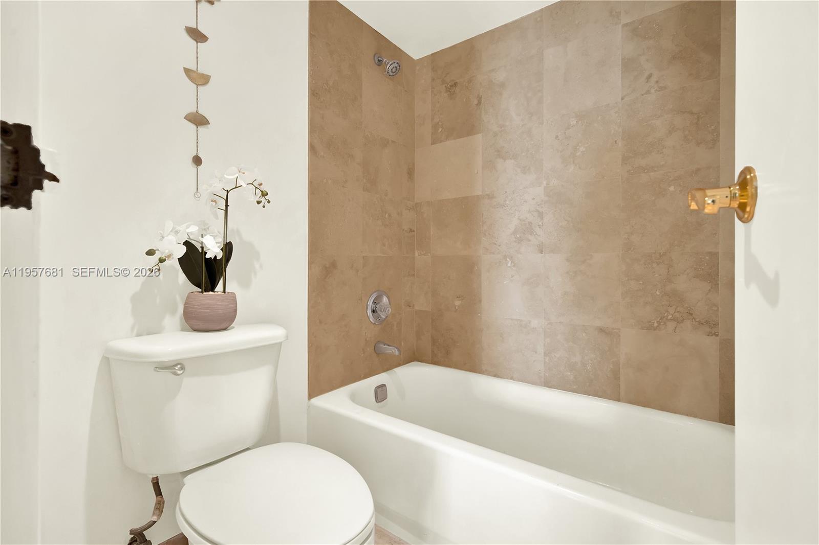 1222 2 / 2 1357 sq. ft. $ 2026-02-03 0 foto