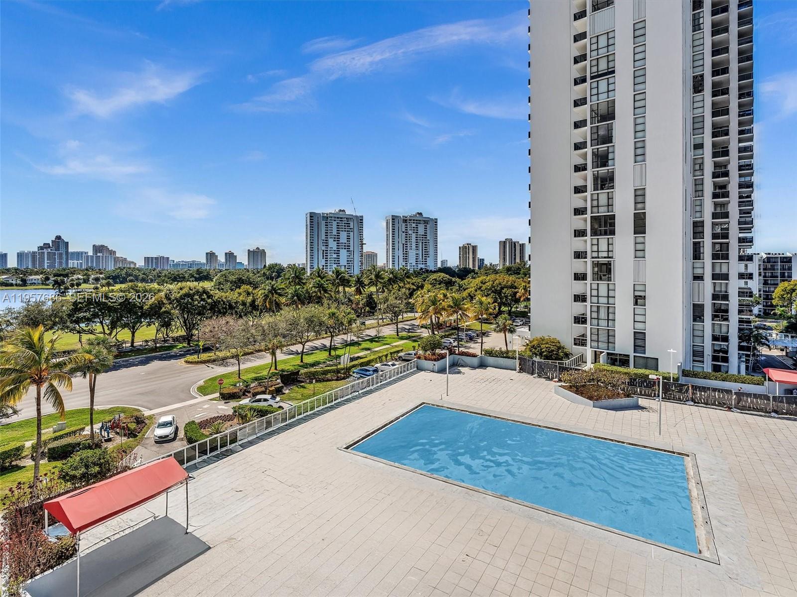 Photo of 3675 Country Club Dr  #609, Aventura, Florida, 33180 - 